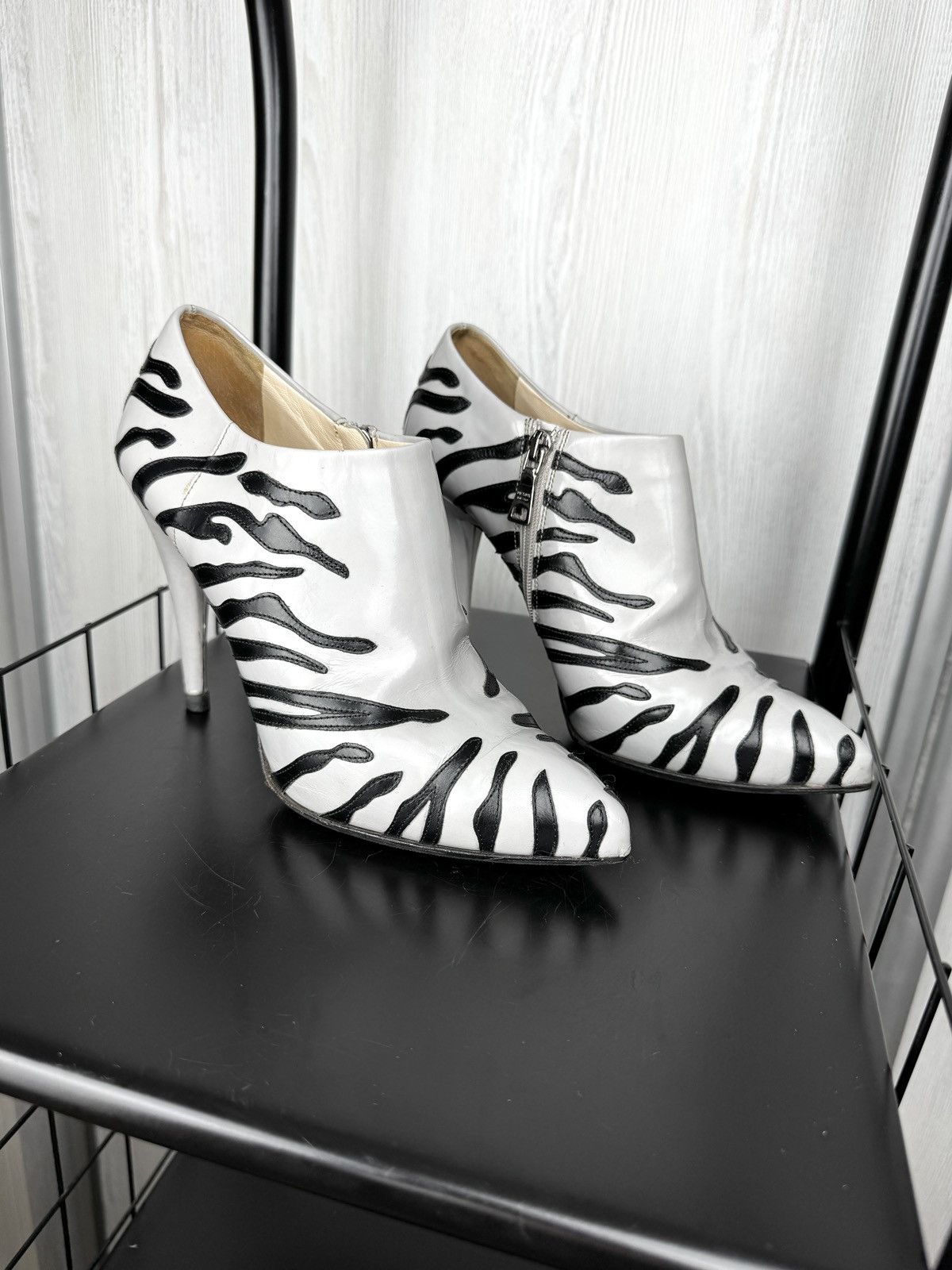 Prada Prada Grey Black Leather Tiger Stripe Ankle Boots size 36.5 Size US 6.5 / IT 36.5 - 1 Thumbnail