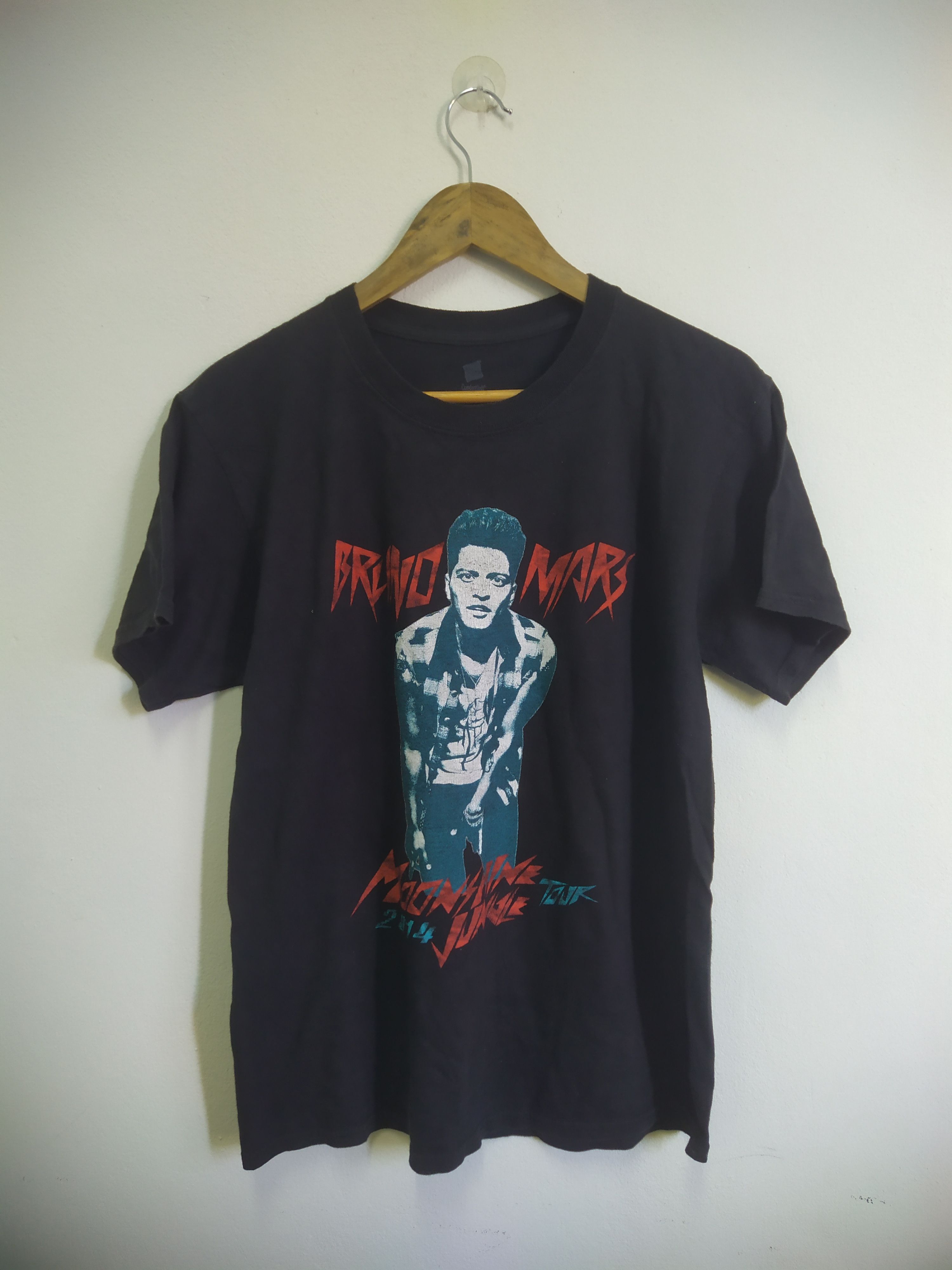 Band Tees Bruno Mars Tour 2014 Vintage Tshirt Size US M / EU 48-50 / 2 - 1 Thumbnail