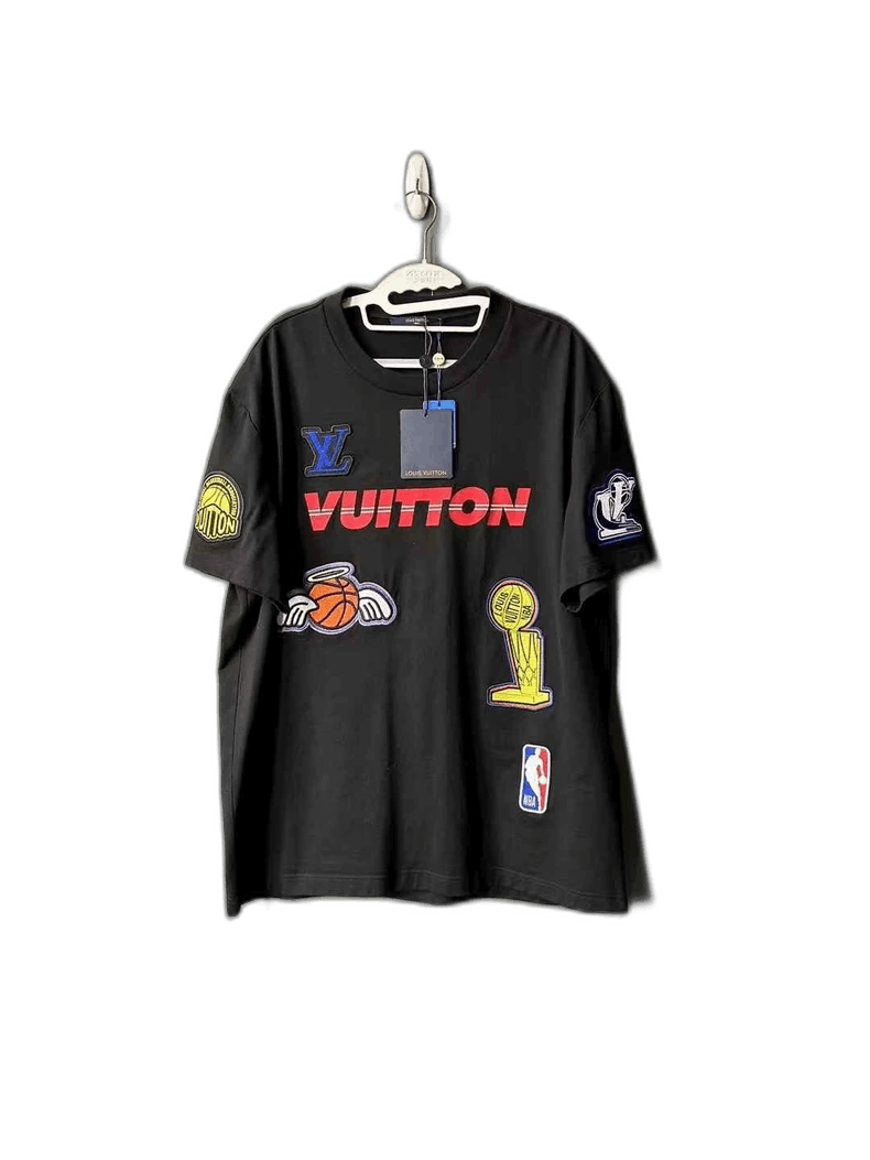 Louis Vuitton Louis Vuitton NBA Embroidered Short Sleeve Shirt Size US L / EU 52-54 / 3 - 1 Thumbnail