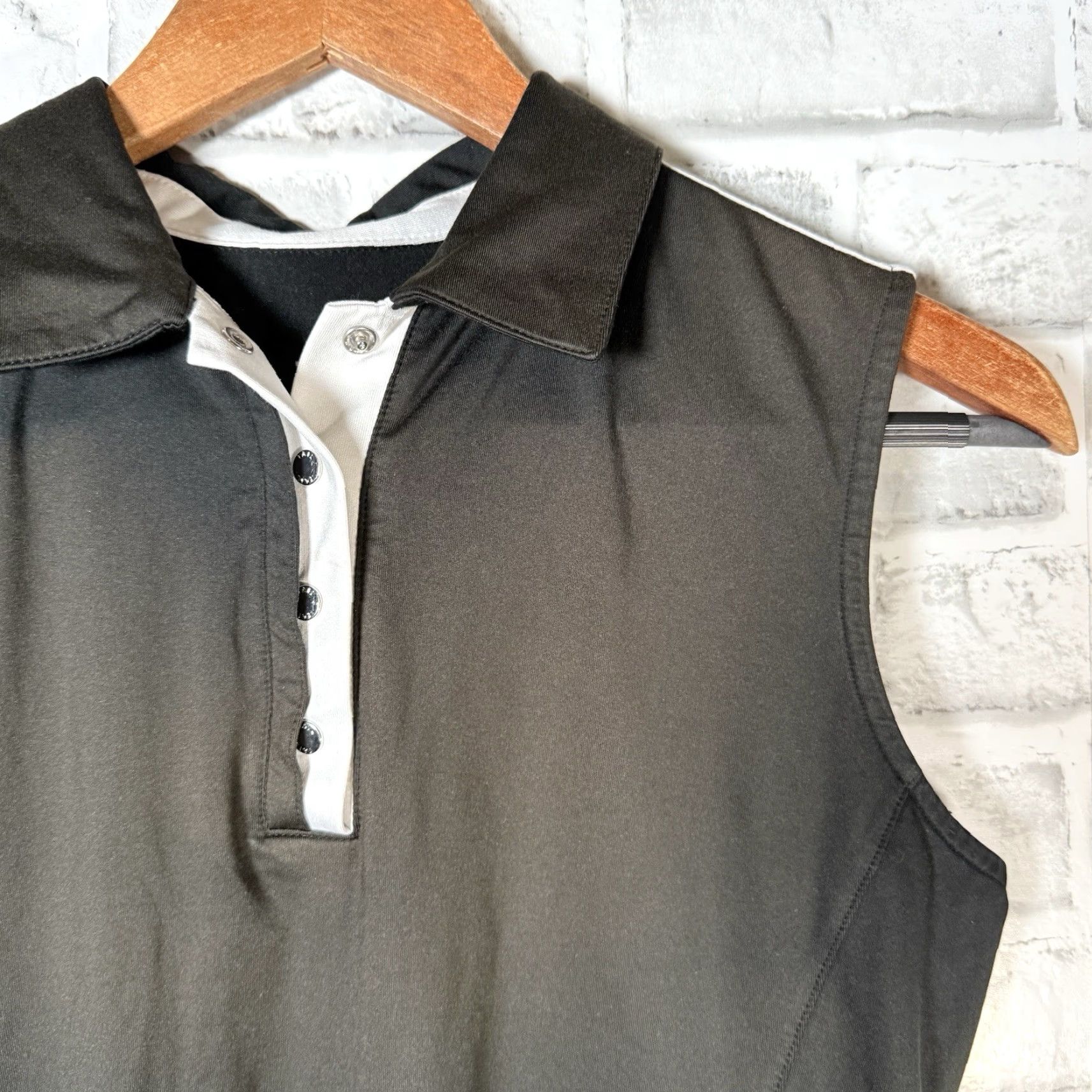 Vintage Tail Polyester Athletic Sleeveless Polo Shirt Womens Size S Size S / US 4 / IT 40 - 2 Thumbnail