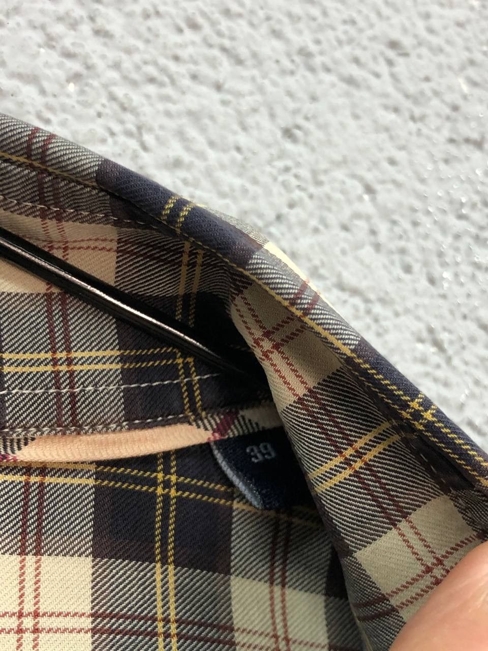 Burberry Burberry London vintage mens shirt size 39 / M Size US M / EU 48-50 / 2 - 7 Thumbnail