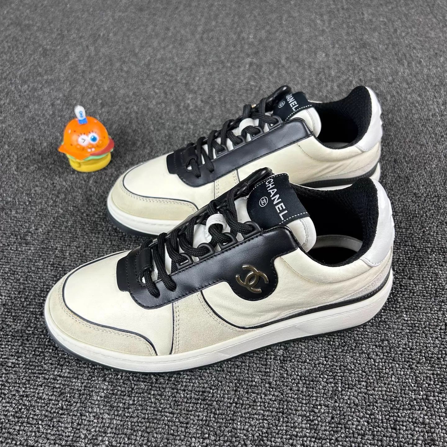 Chanel Chanel Women's Black & White Colorblock Sneakers Size US 7 / IT 37 - 1 Thumbnail