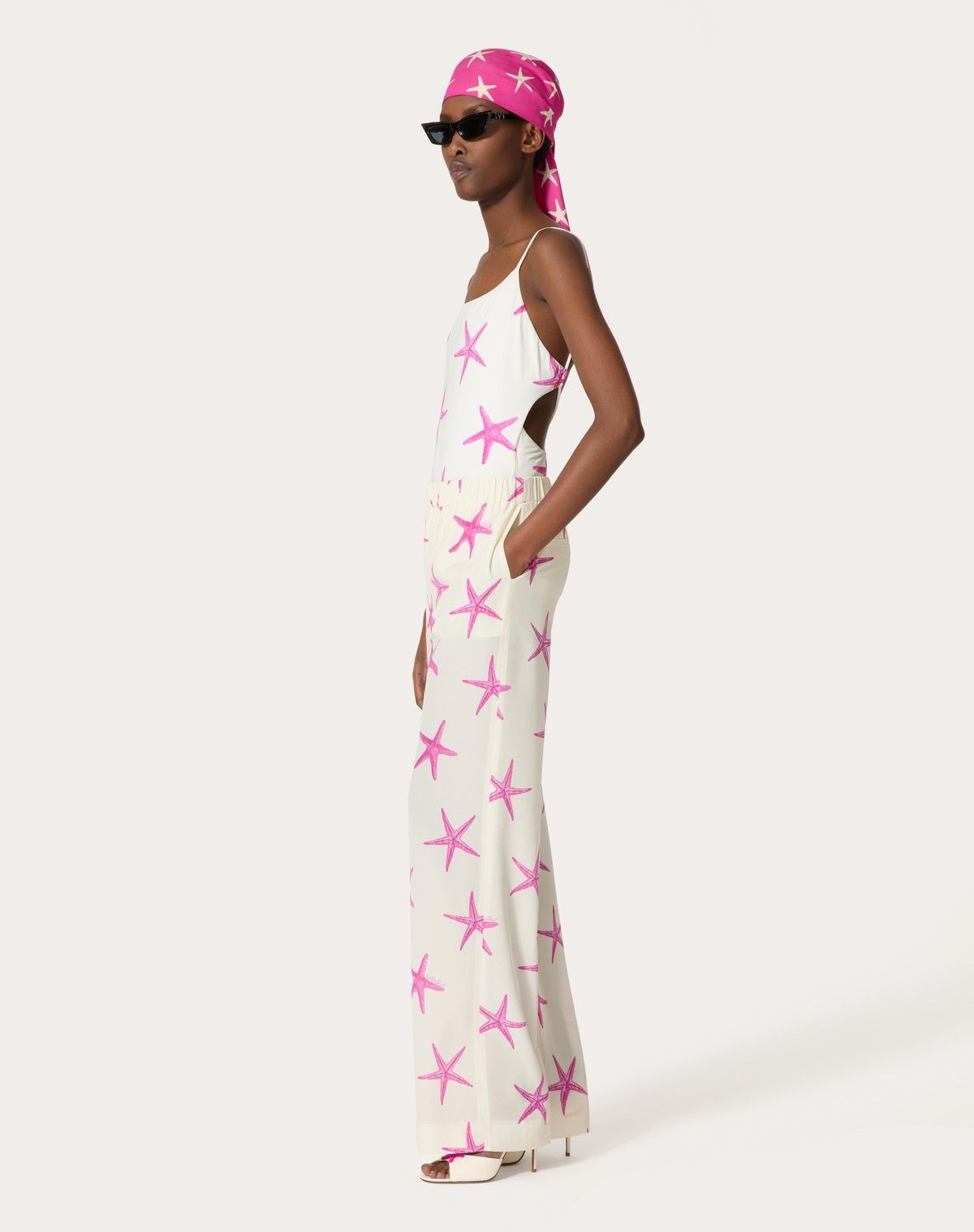 Valentino o1s1wg110525 Lycra Starfish One Piece Swimsuit in White Size XL / US 12-14 / IT 48-50 - 3 Thumbnail