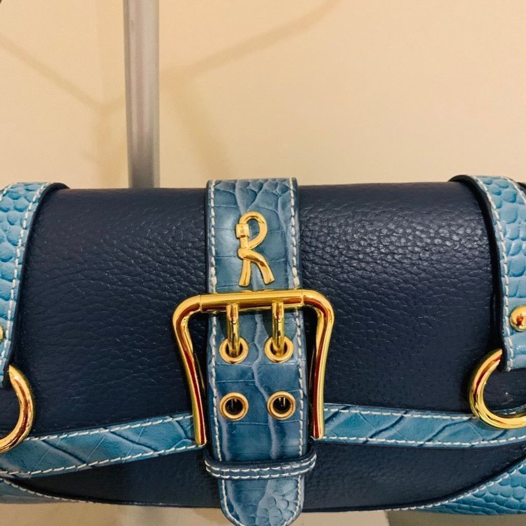 Roberta di Camerino 💲💰SALE💰💲Roberta DiCamerino authentic purse Size ONE SIZE - 2 Thumbnail