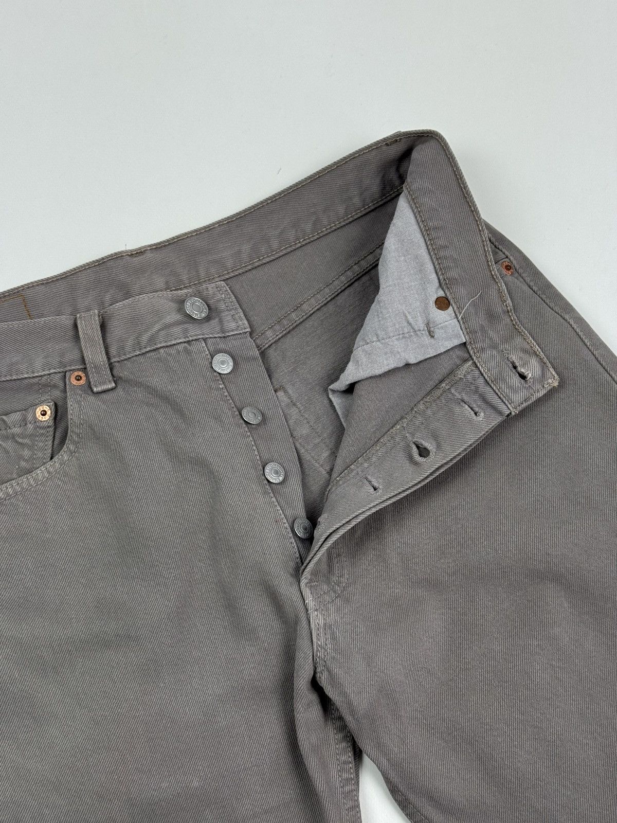 Levi's 1990’s Faded Vintage Levi’s 501 Gray Jeans Pants Size US 32 / EU 48 - 8 Thumbnail