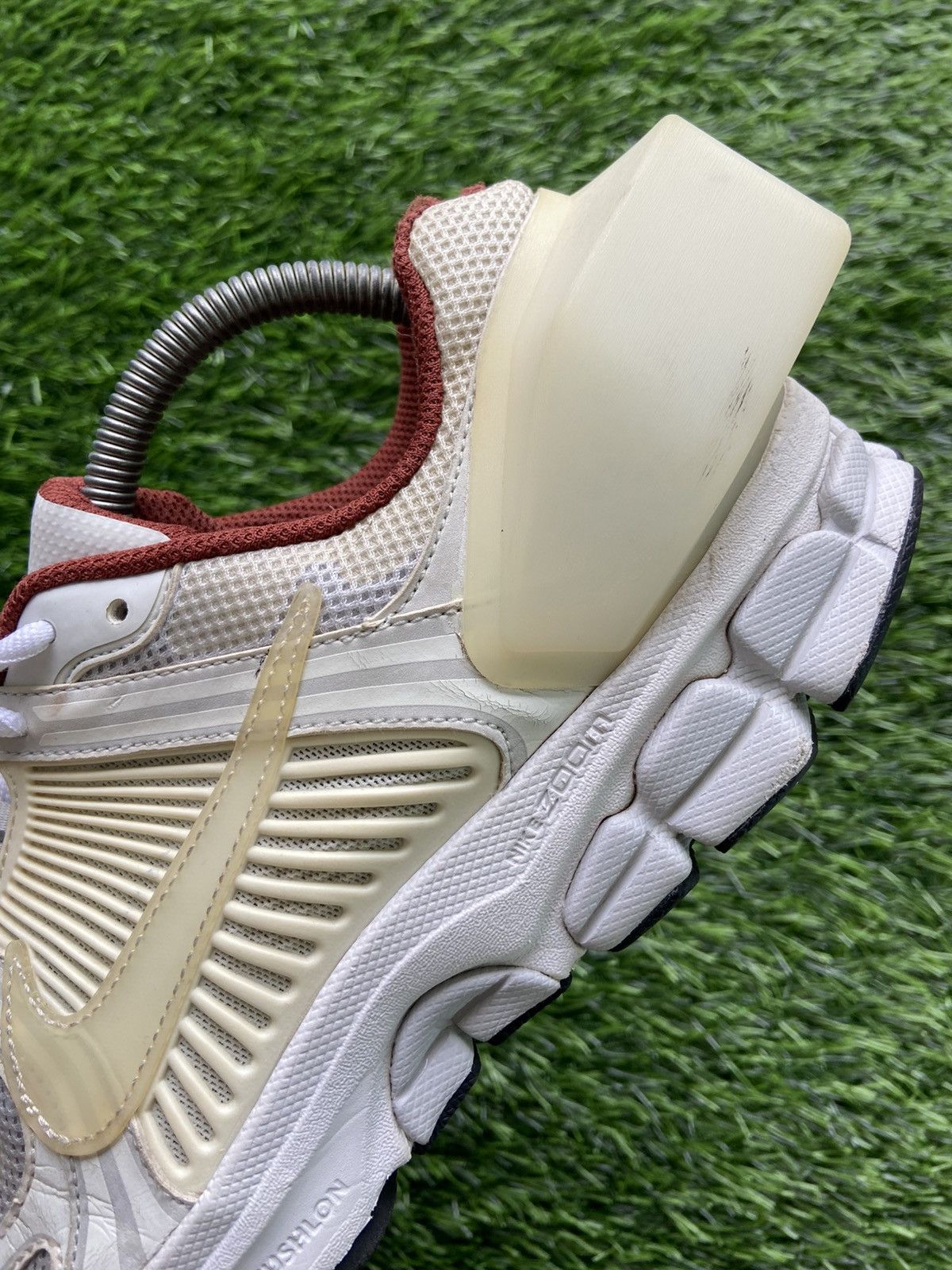 A-COLD-WALL* × Nike A-Cold-Wall x Nike Zoom Vomero 5 Sail Size US 9 / EU 42 - 11 Thumbnail