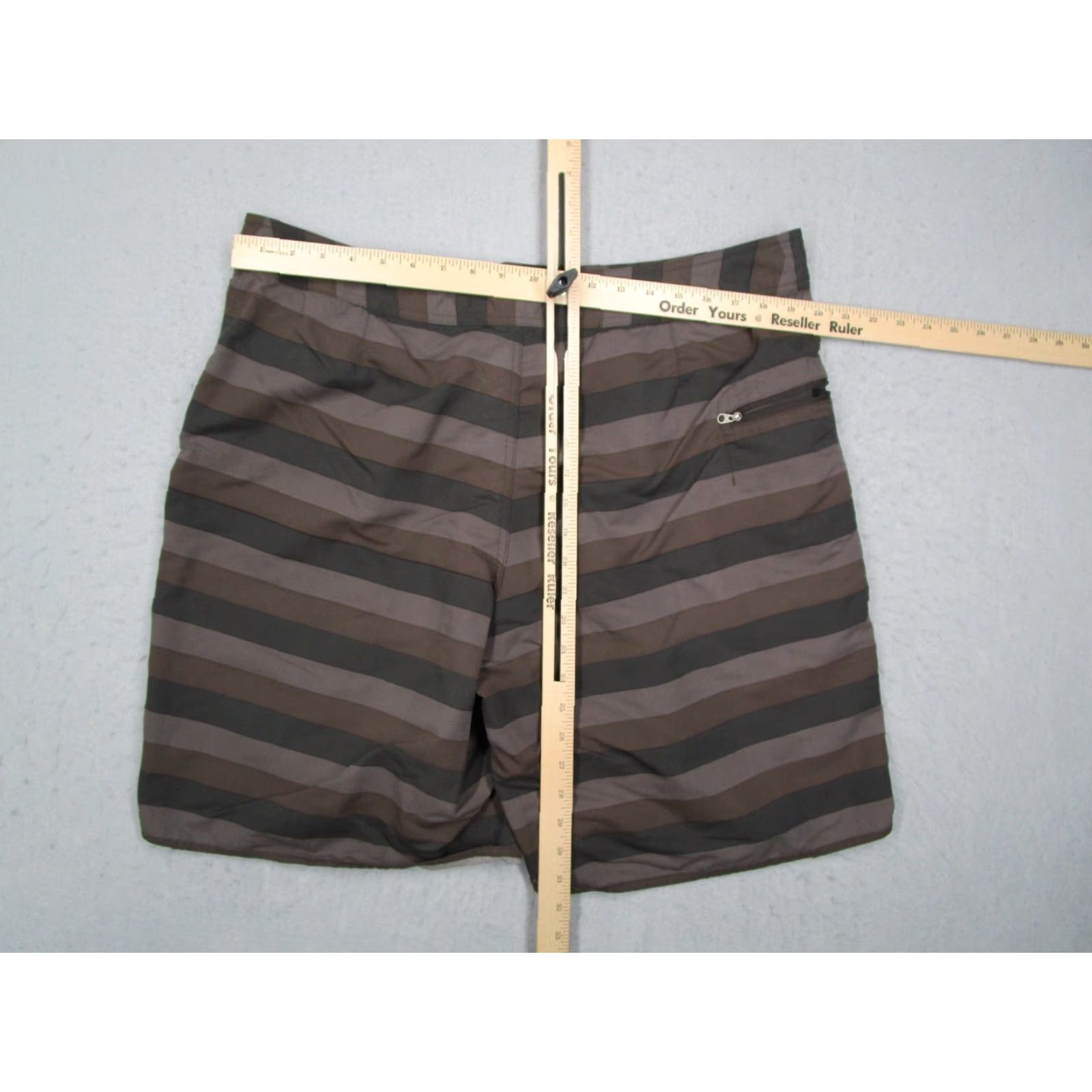 Patagonia Patagonia Mens Brown Striped Bottom Trunks 38 10" Surf Beach Swim Button Fly Drawstring Rear Pocket Nylon 100% Vintage? No Size US 38 / EU 54 - 7 Thumbnail