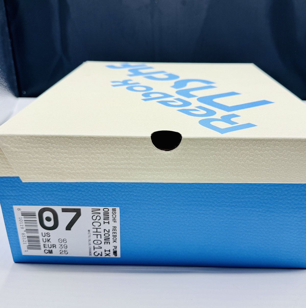 MSCHF MSCHF x Reebok Omni Zone IX Pump size 7 Blue Orange MSCHF013 Size US 7 / EU 40 - 10 Thumbnail