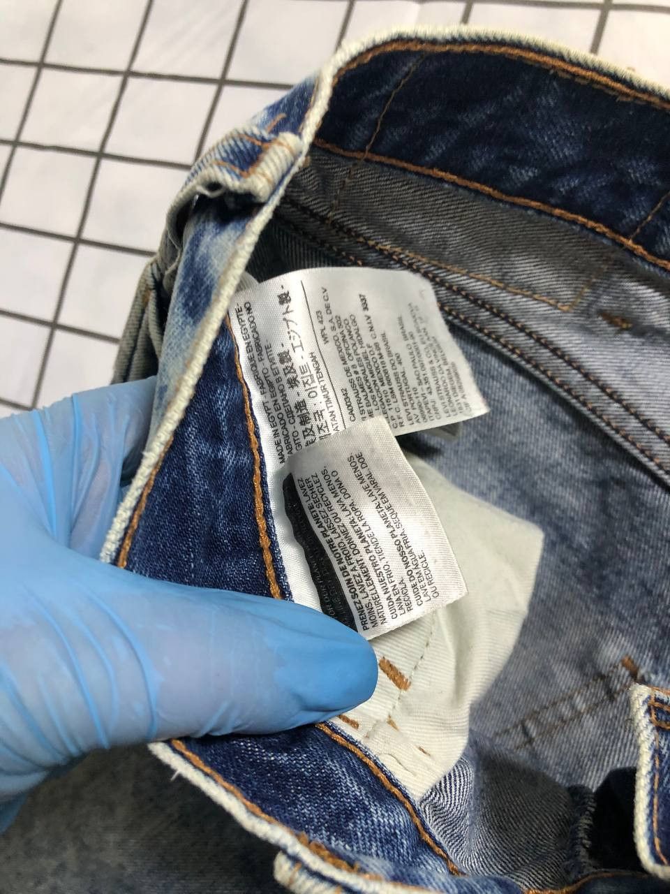 Levi's Vintage 90s Orange Tab Levi’s Jeans 505 Blue Distressed Size US 32 / EU 48 - 13 Thumbnail