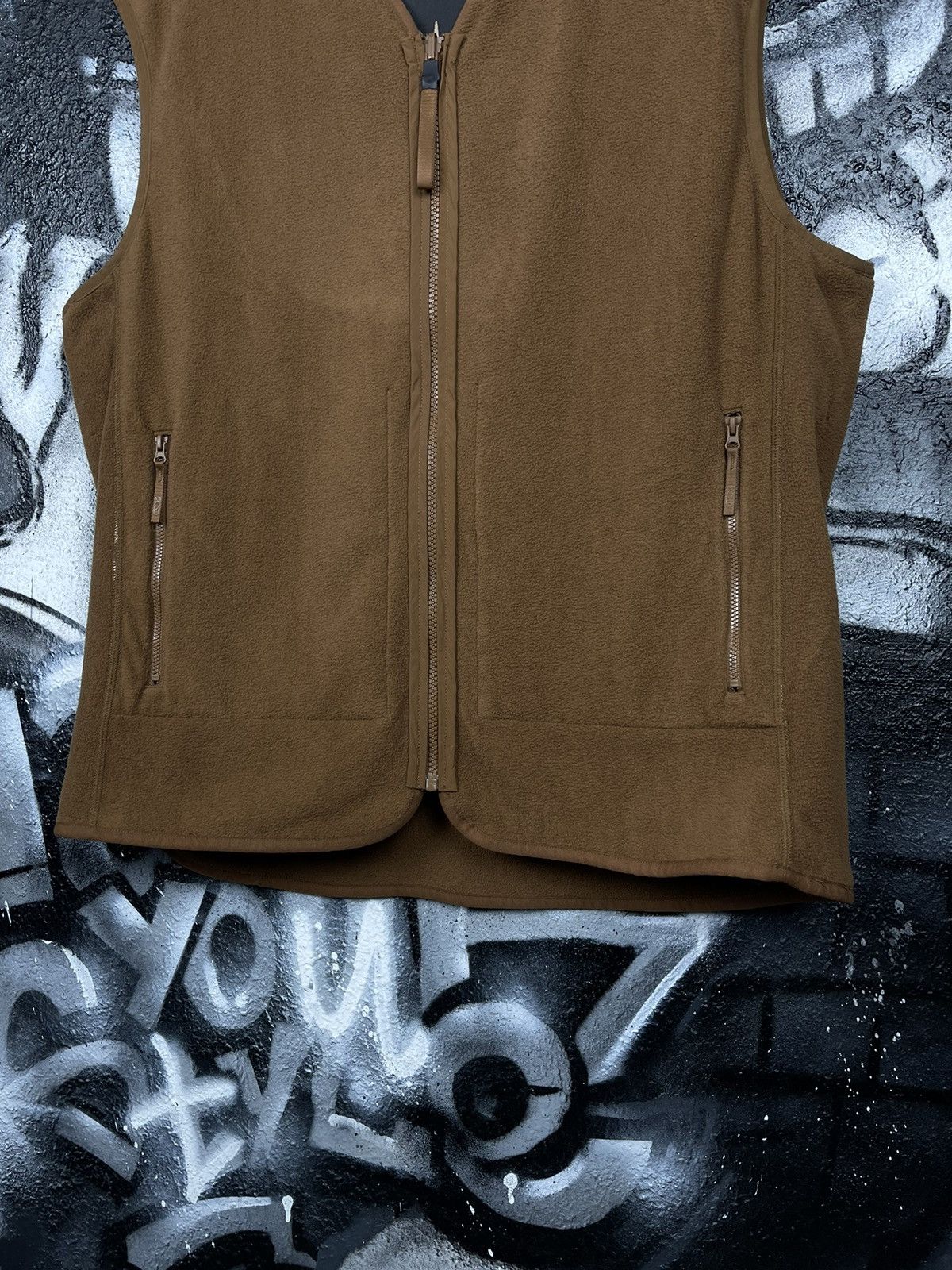 H&M H&M Move Reversible Outdoor Fleece Vest Men’s Gilet Size M Size US M / EU 48-50 / 2 - 7 Thumbnail