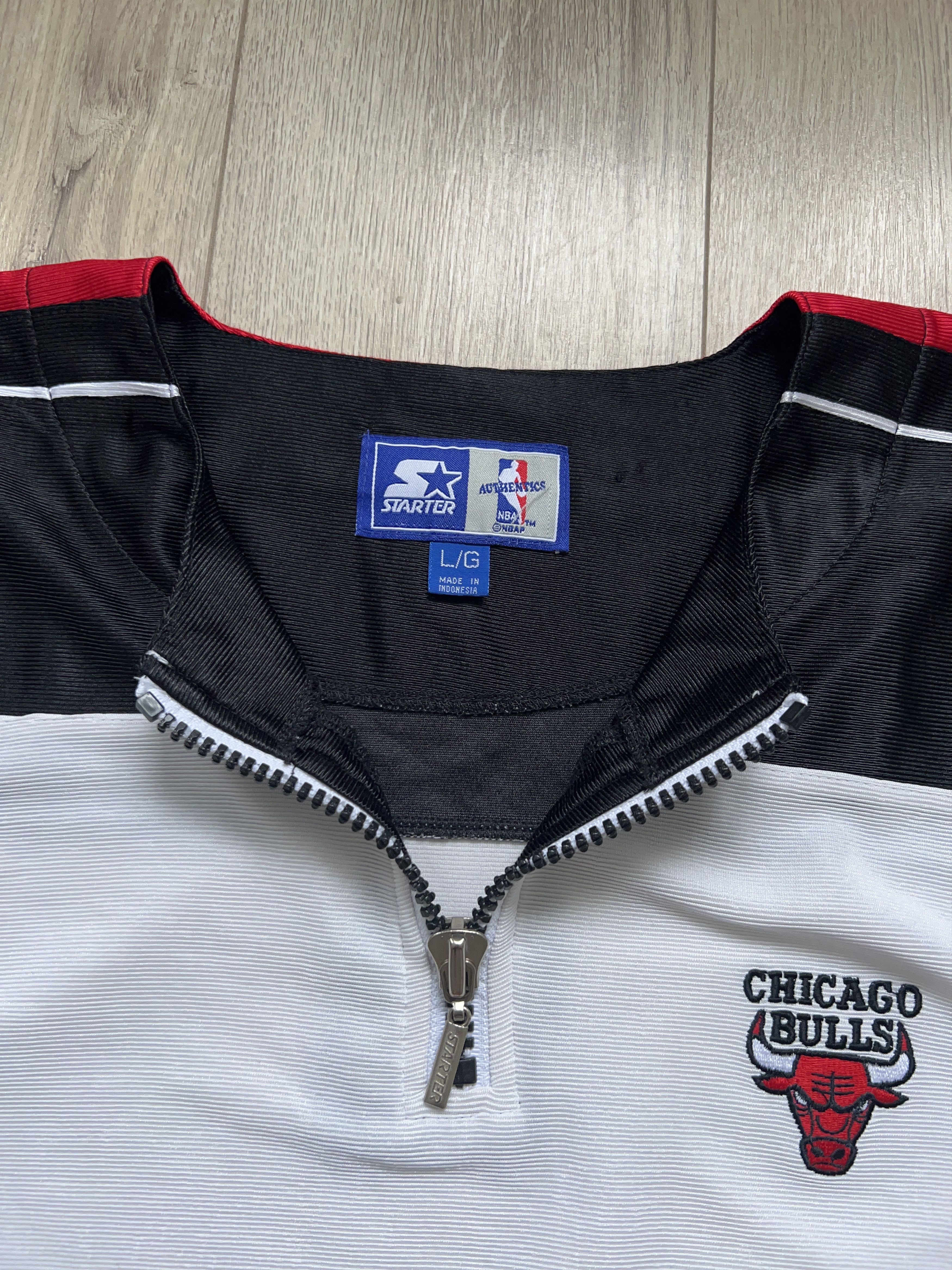 NBA × Vintage Starter Chicago Bulls Basketball NBA Zip 1/4 Jersey Shirt Size US XL / EU 56 / 4 - 3 Thumbnail
