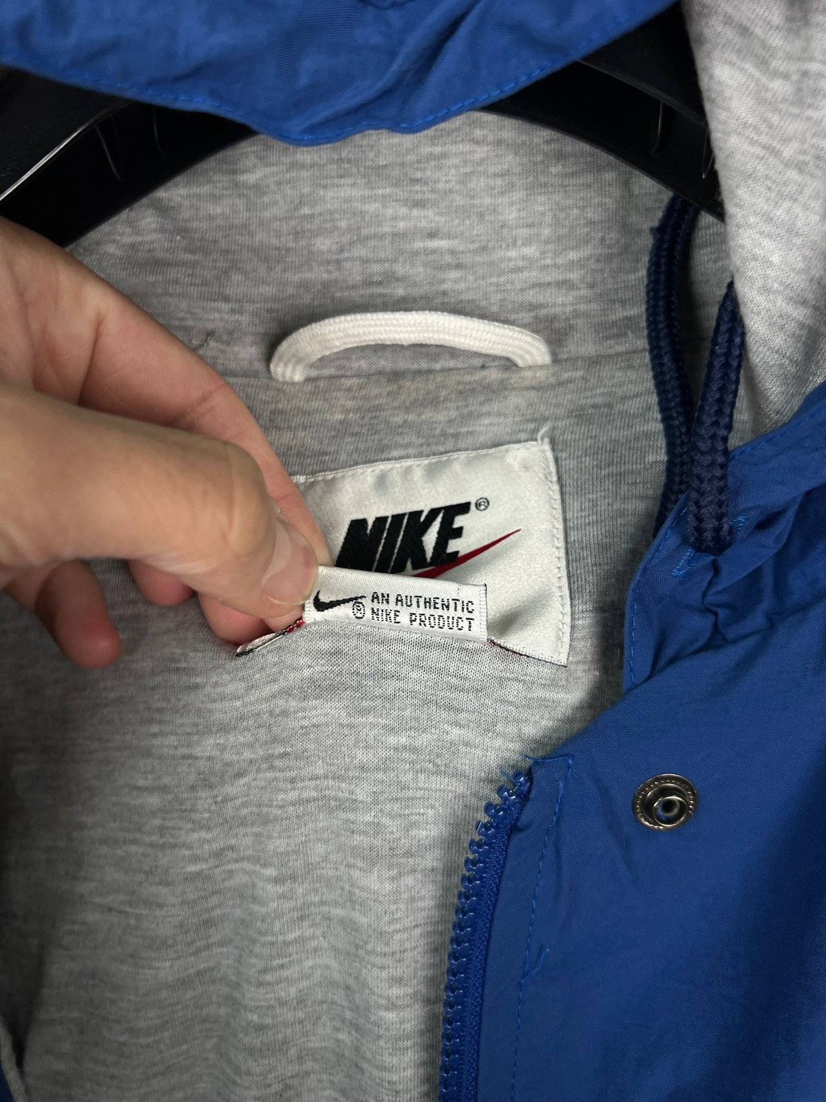 Nike Nike 90s streetwear vintage jacket size L Size US L / EU 52-54 / 3 - 3 Thumbnail