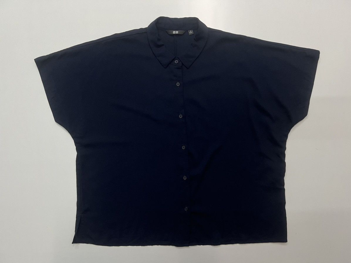 Uniqlo 🔥UNIQLO BUTTON UP WOMENSWEAR Size M / US 6-8 / IT 42-44 - 2 Thumbnail