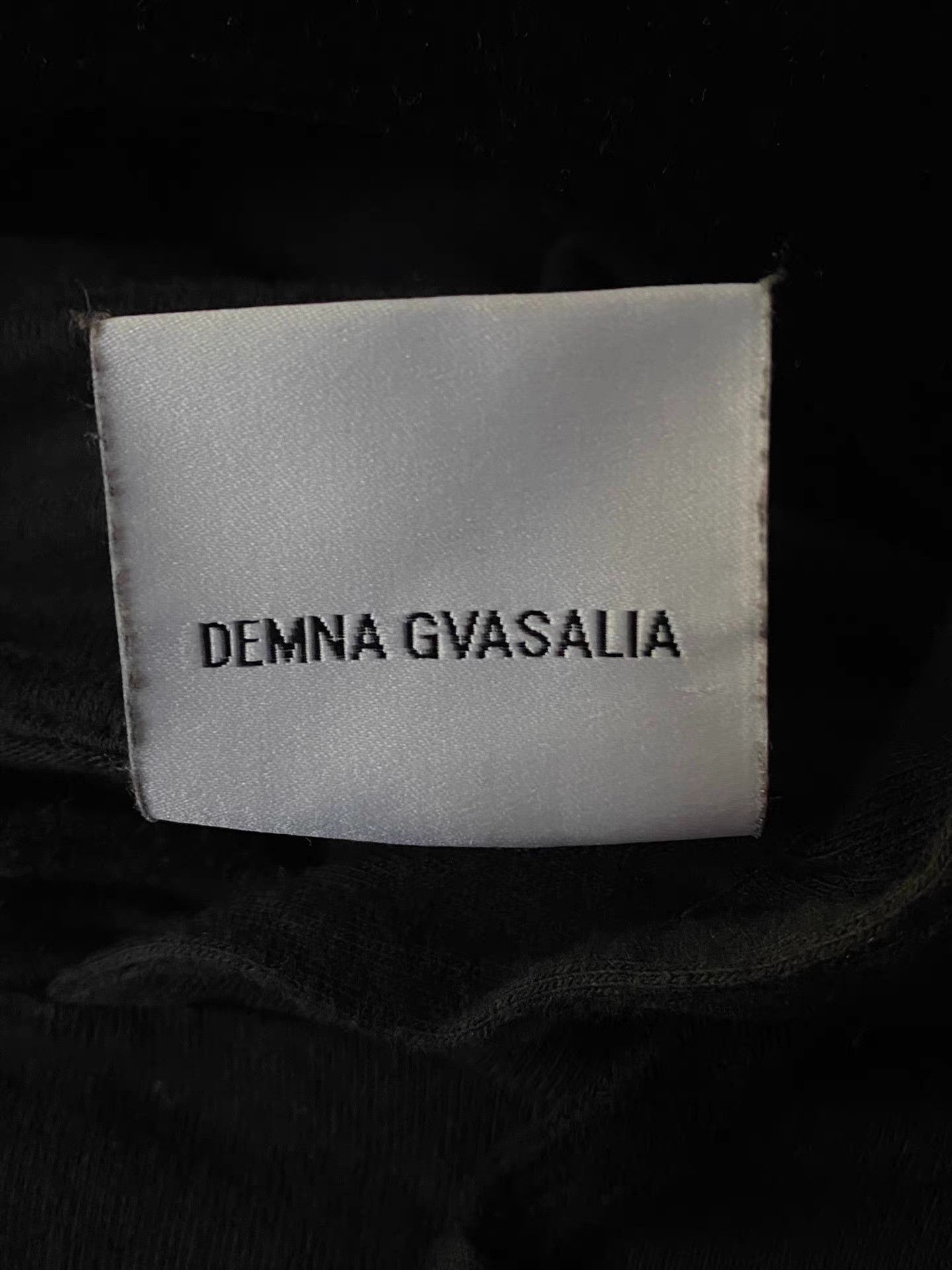 Vetements Vetements 18SS Blood Drop Sanskrit Light Hoodie Size US S / EU 44-46 / 1 - 6 Thumbnail