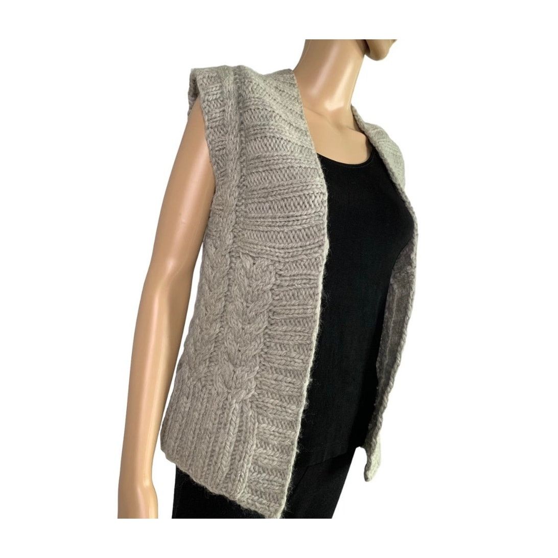 Banana Republic Banana Republic Heritage Womens Small Sweater Vest Knit Wool Size S / US 4 / IT 40 - 3 Thumbnail