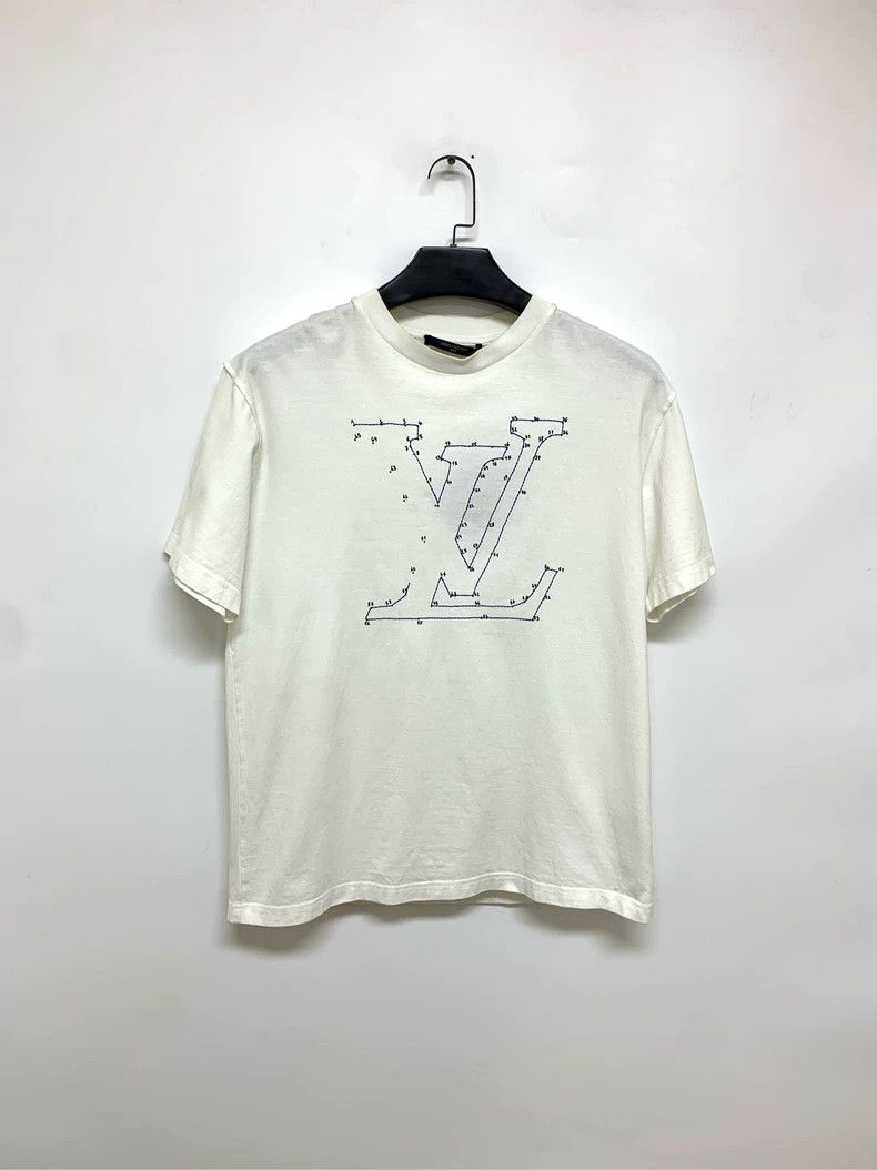 Louis Vuitton Louis Vuitton White Lianliankan Embroidered Short Sleeve T Size US M / EU 48-50 / 2 - 1 Thumbnail