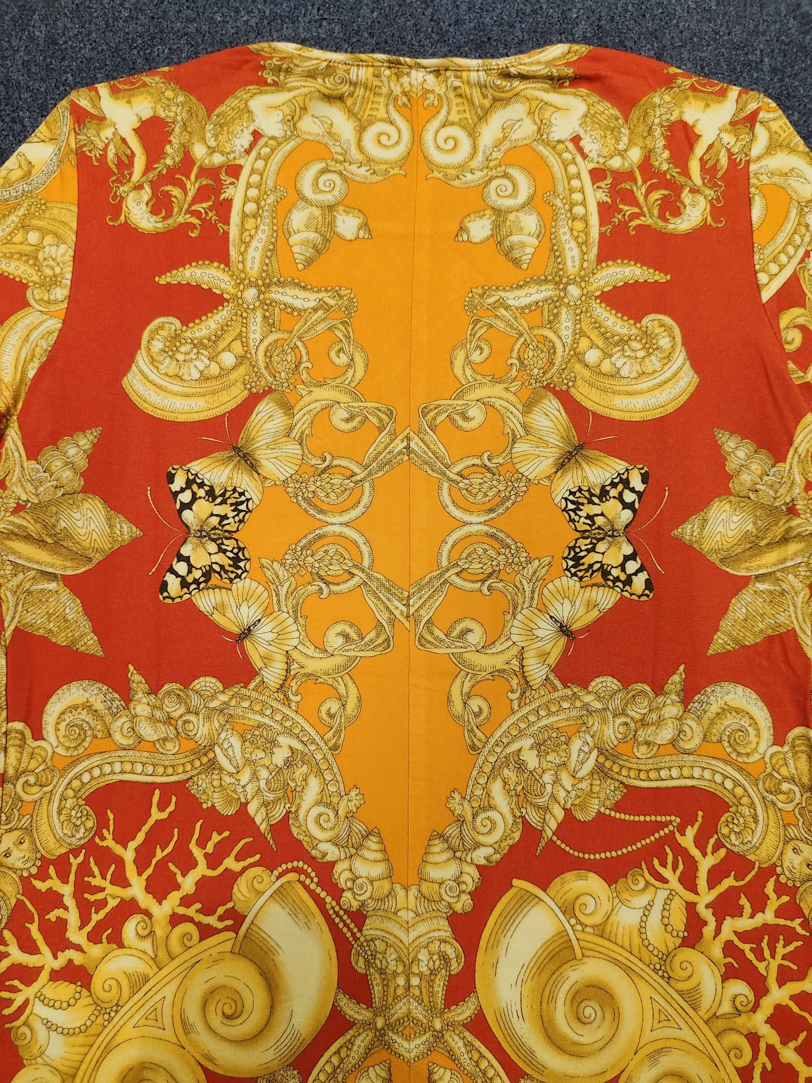 Versace Versace- Glam Style Baroque Marine Starfish Butterfly Tee Size L / US 10 / IT 46 - 10 Thumbnail