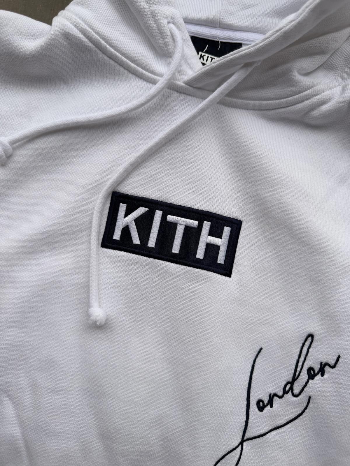 Kith Kith City Script Hoodie White Size Medium FW21 Box Logo Size US M / EU 48-50 / 2 - 4 Thumbnail