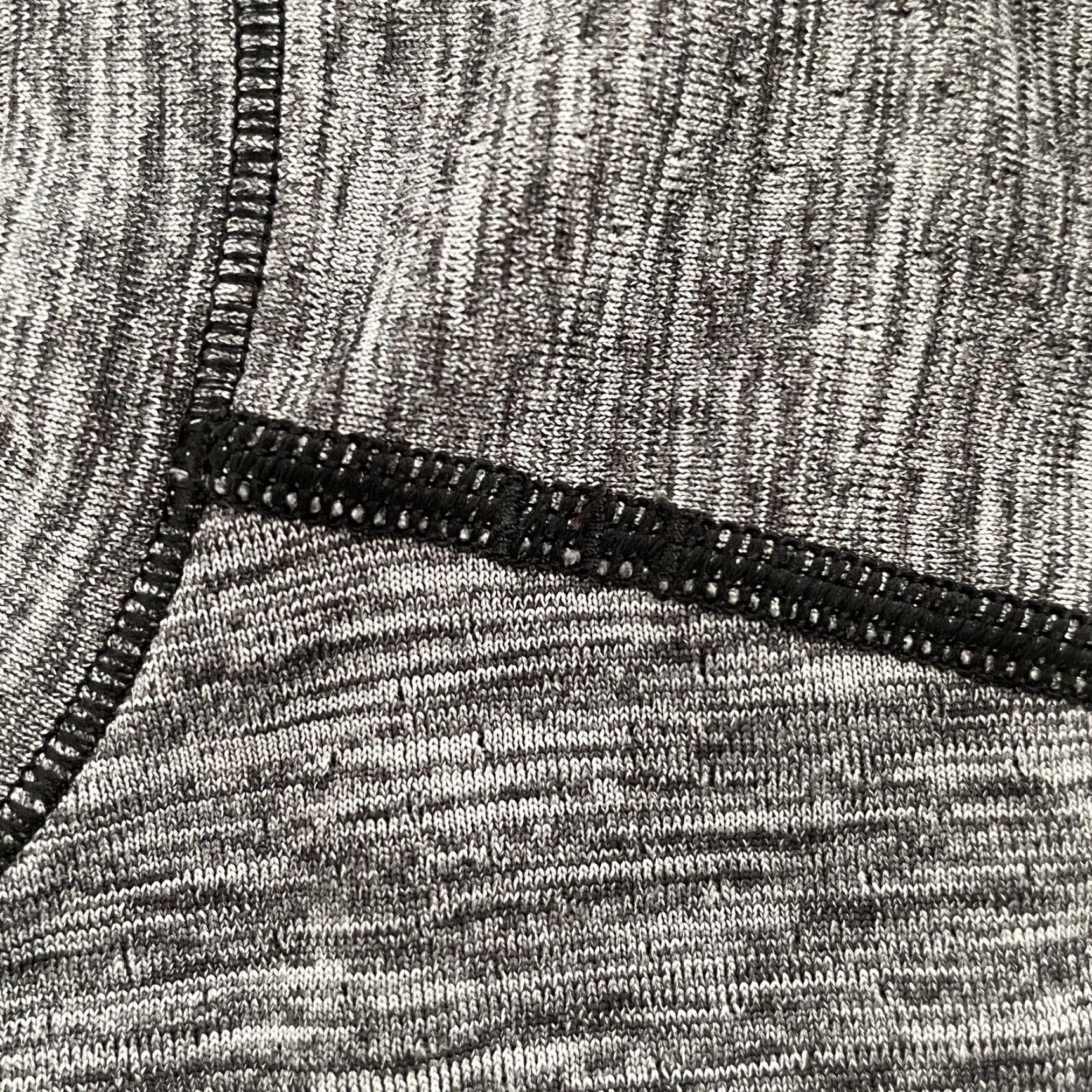 Lululemon Lululemon Metal Vent Tech Short Sleeve Shirt Men XL Gray Active Top Breathable Moisture-Wicking Logo Size US XL / EU 56 / 4 - 4 Thumbnail