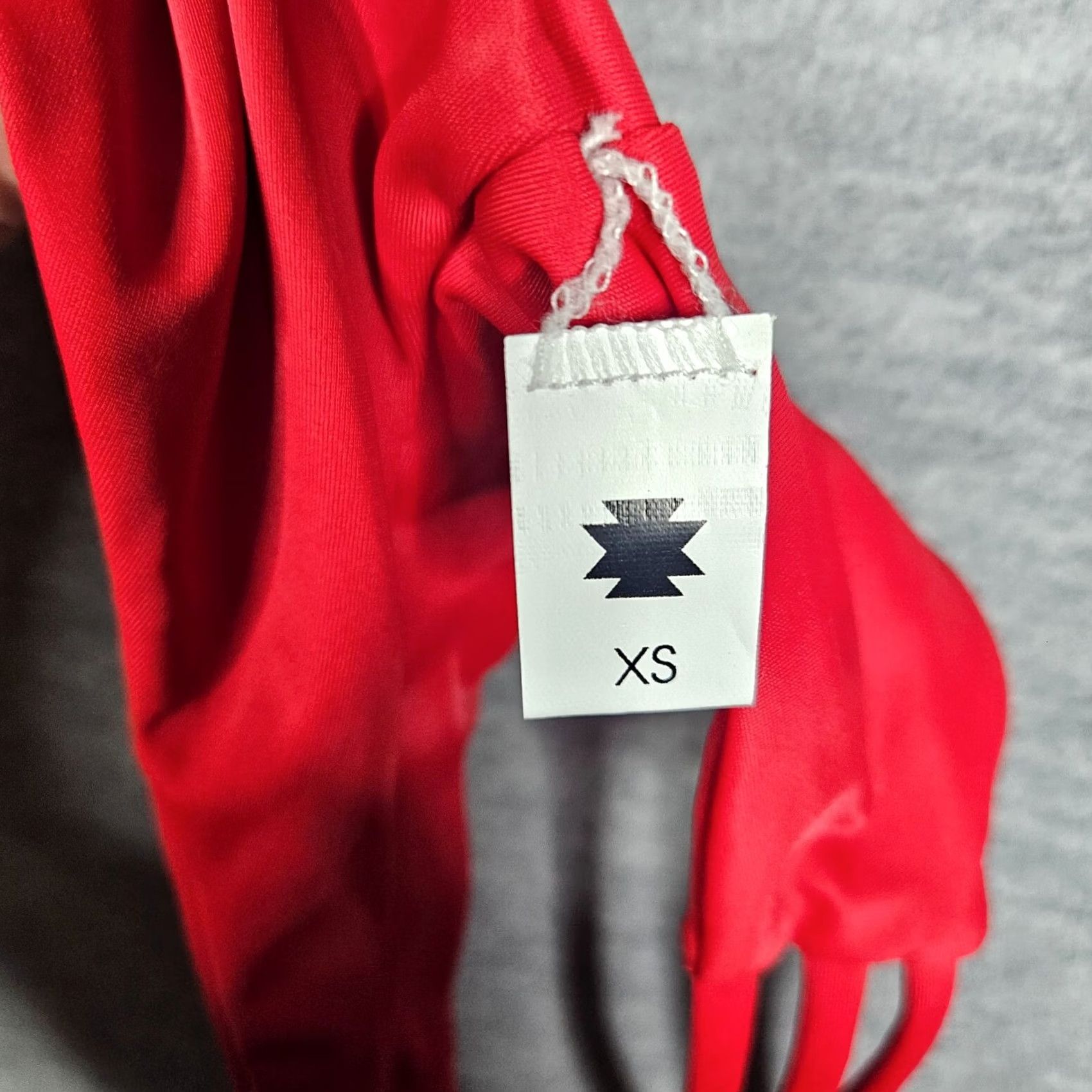 Swims MARY GRACE Swim Bottom Red Women's XS Bikini Bottom Nylon Spandex Button NEW Grace Size 26" / US 2 / IT 38 - 5 Thumbnail