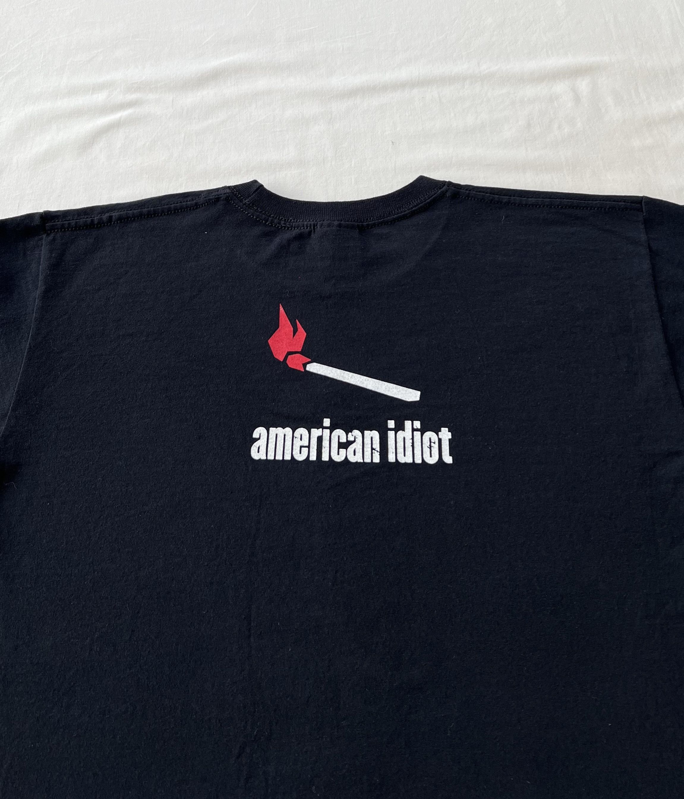 Band Tees Vintage 2005 Green Day American Idiot Black T-shirt Size US S / EU 44-46 / 1 - 12 Thumbnail