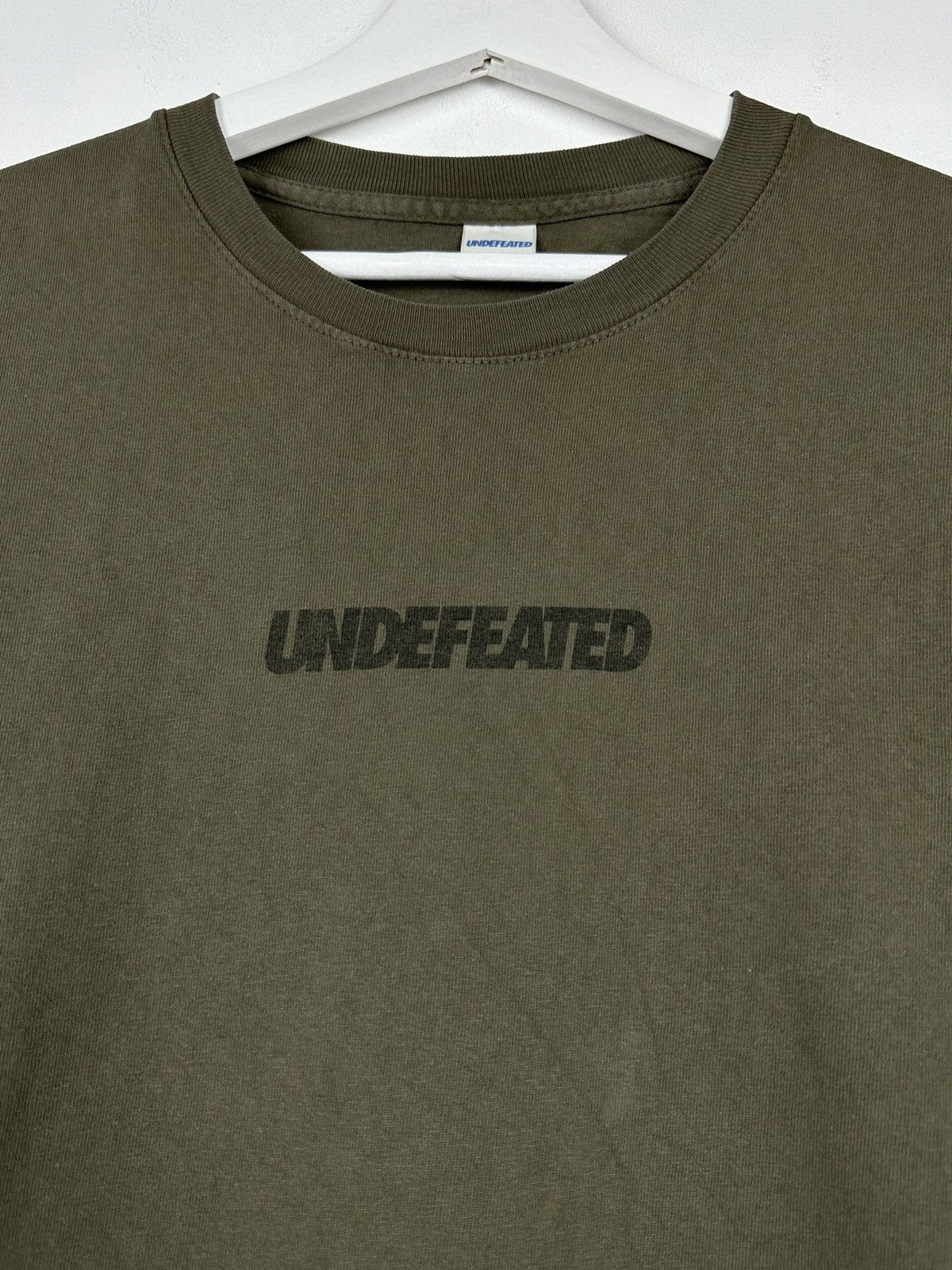 Undefeated Vintage Undefeated Center Logo T Shirt Tee Size US M / EU 48-50 / 2 - 12 Thumbnail