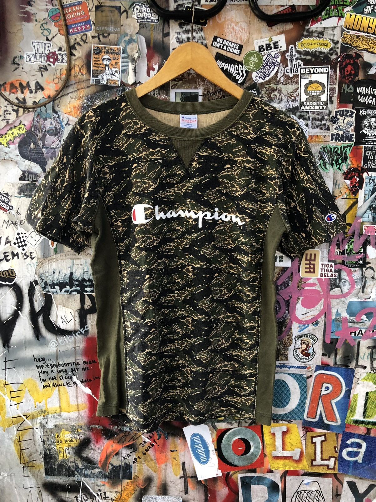 Champion VINTAGE CHAMPION REVERSE WEAVE CAMO SHIRT Size US L / EU 52-54 / 3 - 1 Thumbnail