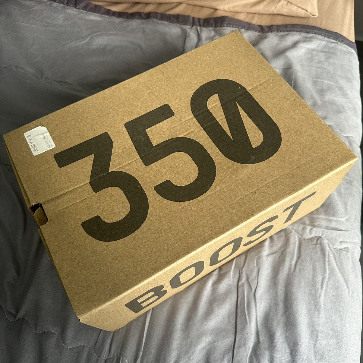 Adidas × Kanye West × Yeezy Kanye West Yeezy Boost 350 V2 Size US 10.5 / EU 43-44 - 4 Thumbnail