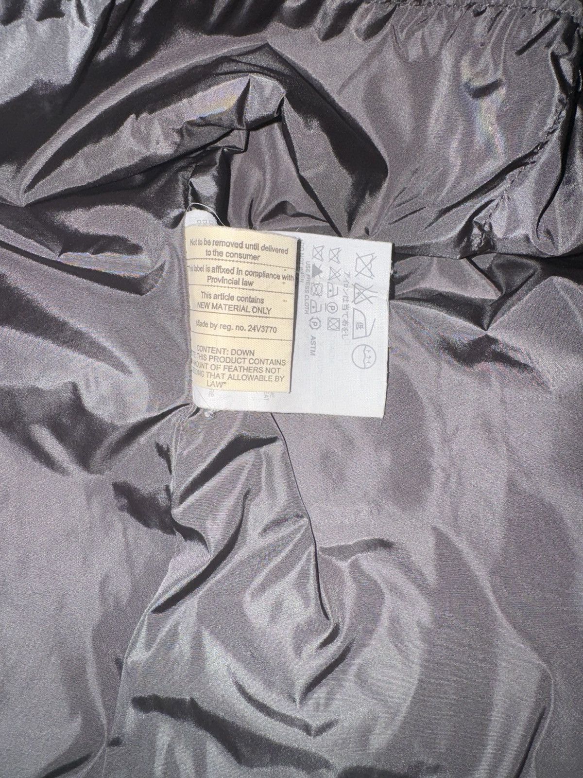 Prada Prada Sport Bright Purple Nylon Shimmer Down Jacket AW00' Size US S / EU 44-46 / 1 - 7 Thumbnail