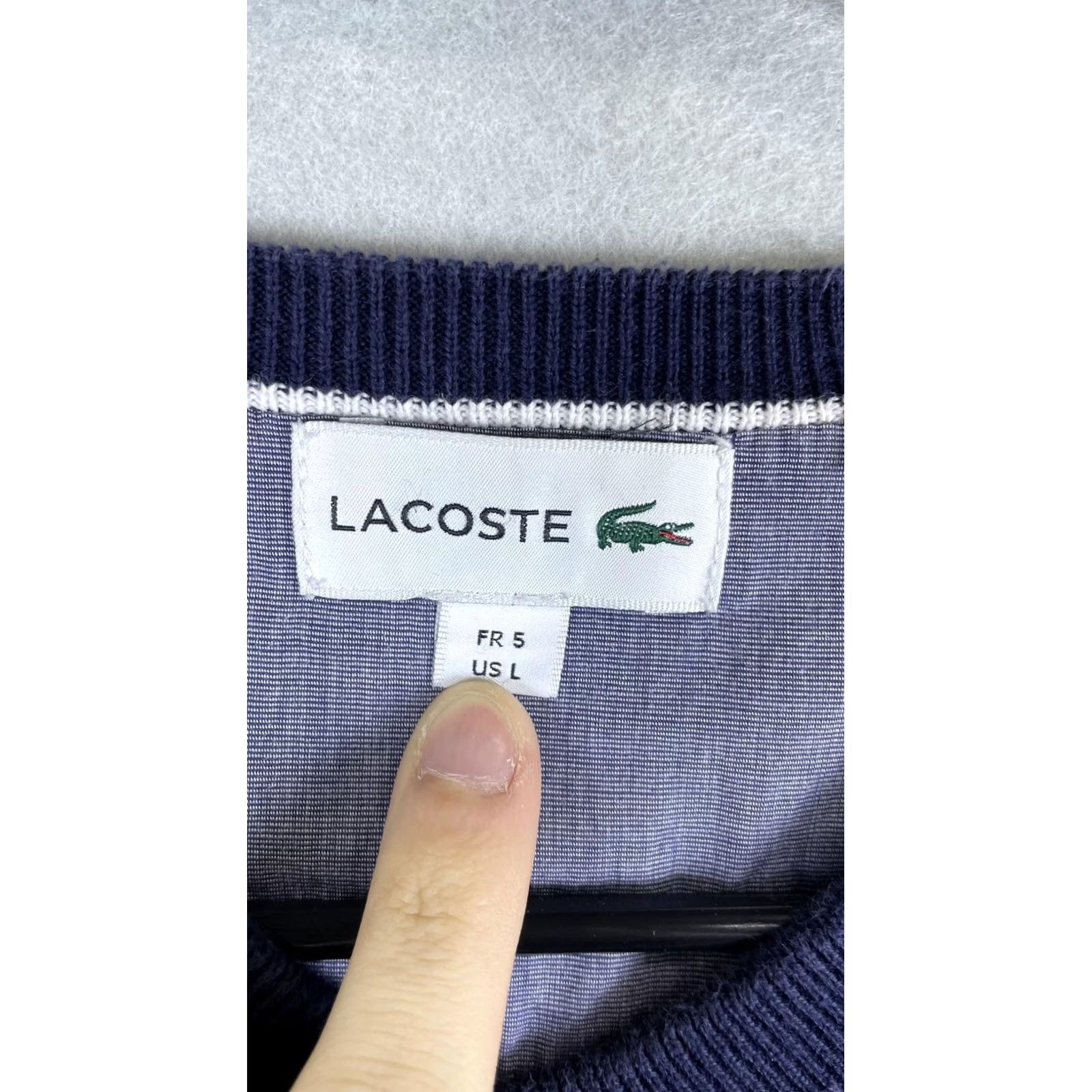 Lacoste Lacoste Sweater Mens Large Navy Blue V Neck Knit Pullover Croc Logo Casual Size US L / EU 52-54 / 3 - 3 Thumbnail