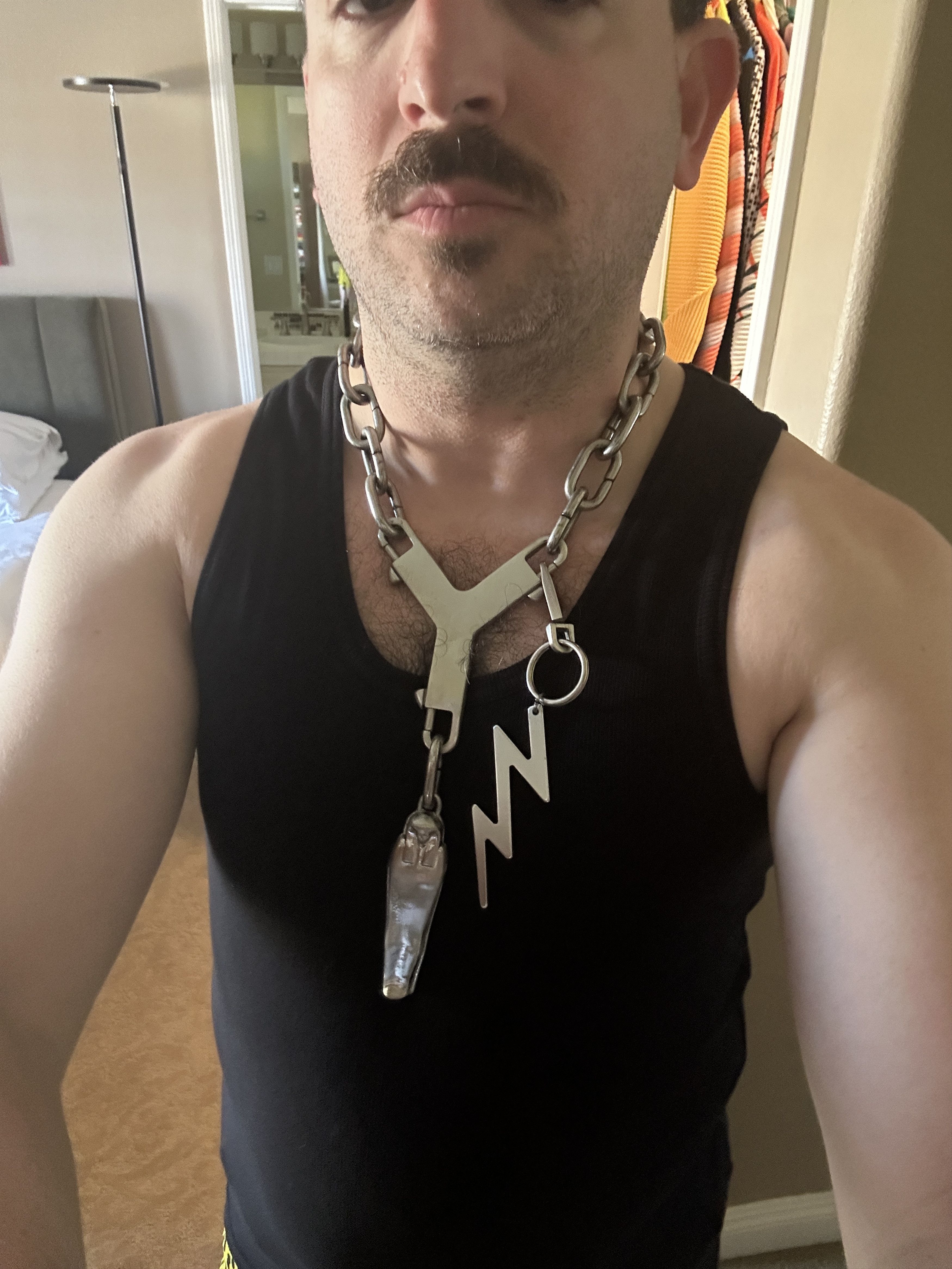 ネックレス・チョーカー RICK OWENS SILVER CUNT NECKLACE IN L Rick Owens Silver Cunt necklace in metal | TheDoubleF