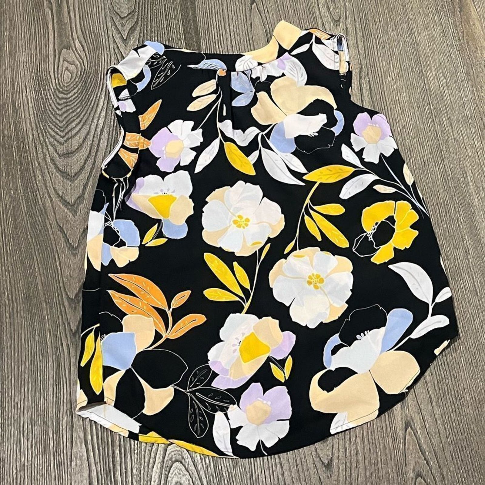 Vintage WhoWhatWear Black Blue Yellow Floral Print Tank Top Size XS Size XS / US 0-2 / IT 36-38 - 1 Thumbnail