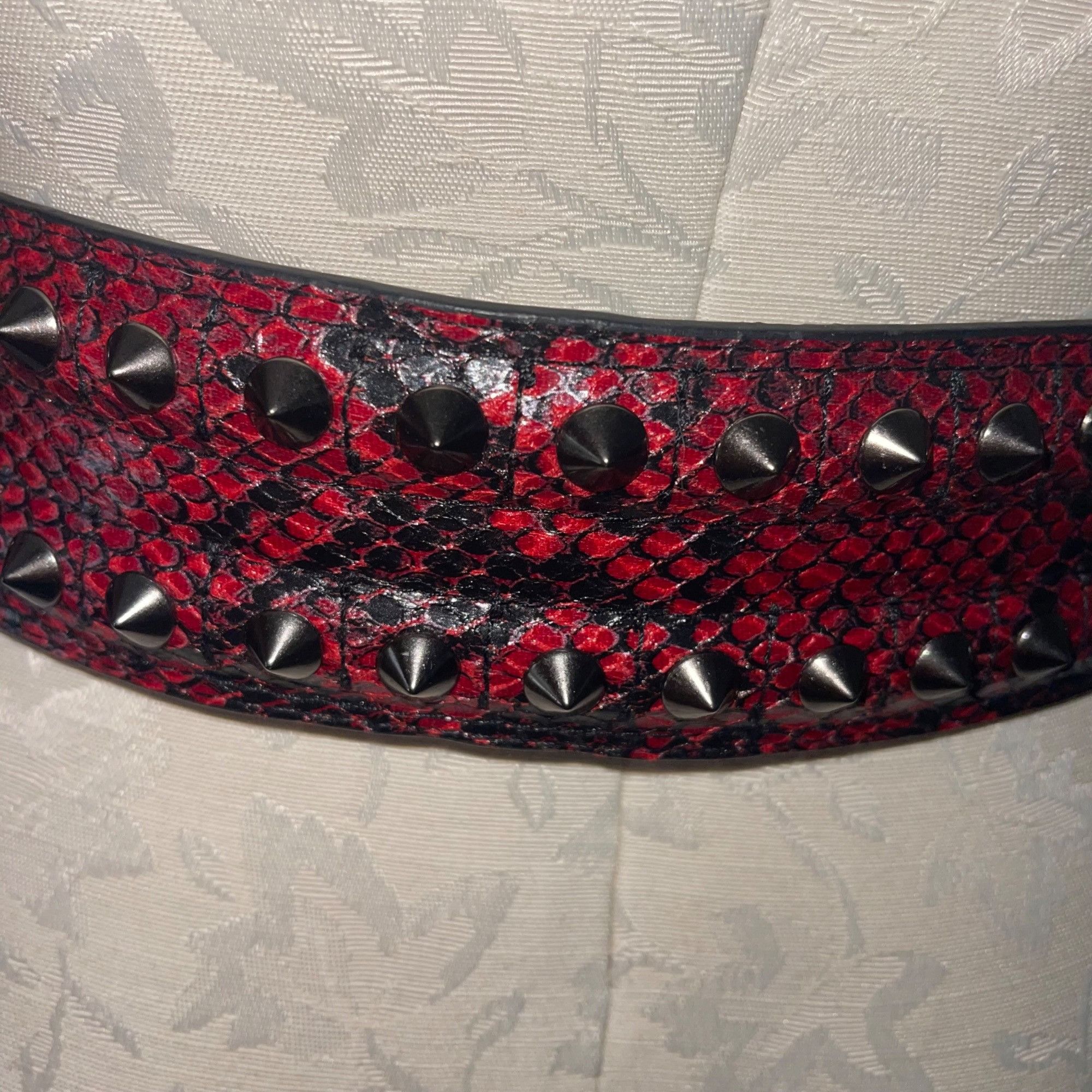 Other Bcbg Womens Belt Size Small Red Studded Snake Size ONE SIZE - 4 Thumbnail