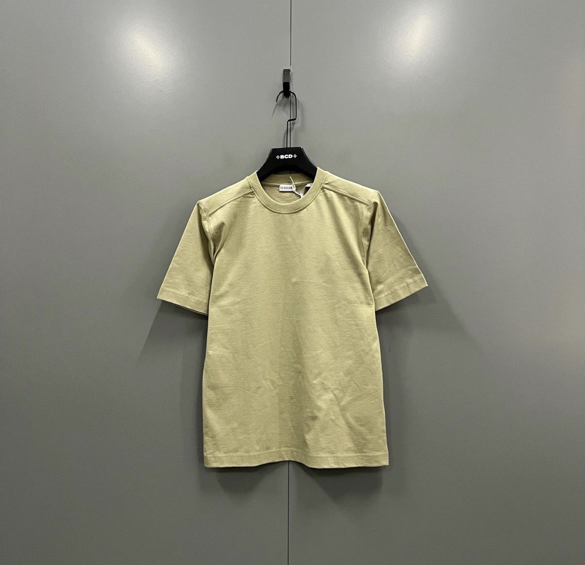 Burberry Burberry Light Green Crew Neck Short-Sleeve T-shirt J41 Size US XXS / EU 40 - 1 Thumbnail