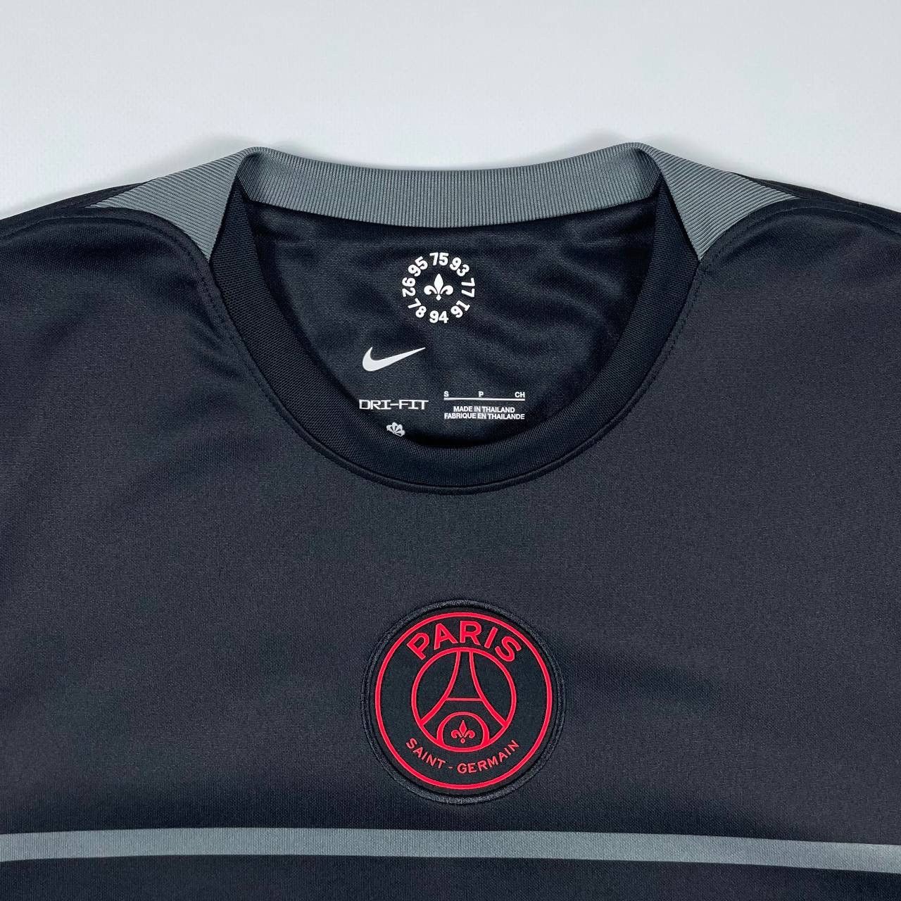 Nike Vintage 30 Messi PSG paris nike size S black rare away Size US S / EU 44-46 / 1 - 9 Thumbnail