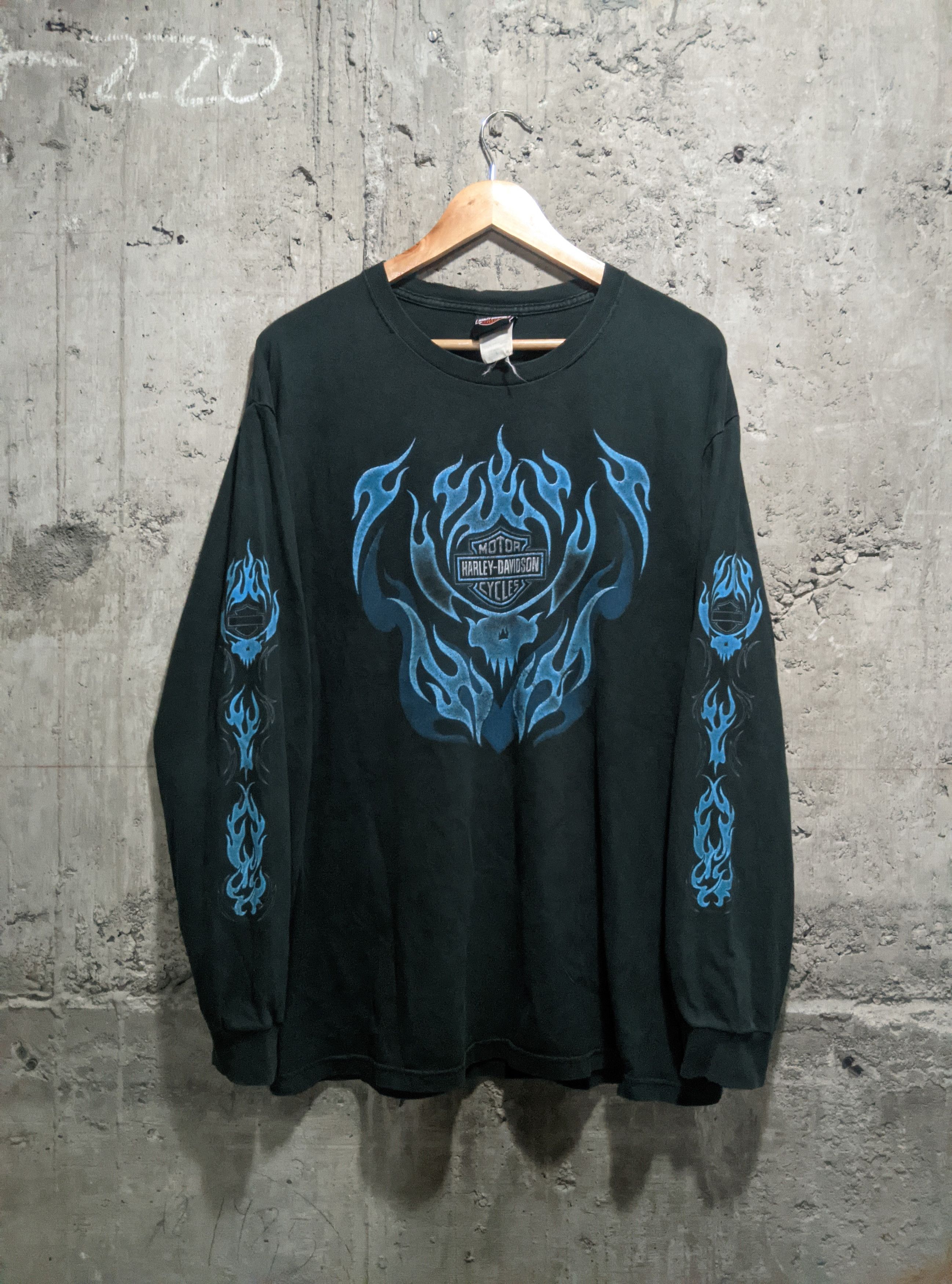 HARLEY DAVIDSON BLUE FLAME ヴィンテージ ロンT Vintage Harley Davidson Blue Flame Sleeve Long Sleeve T
