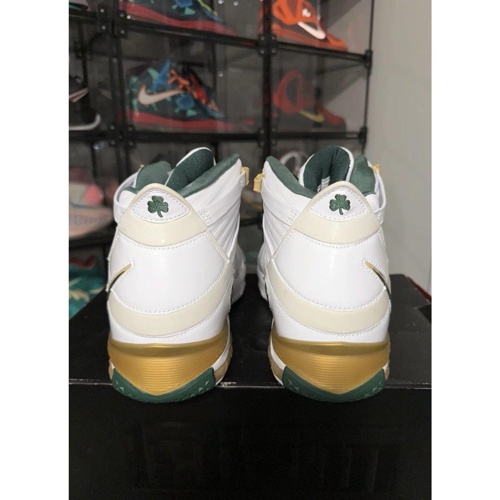 Nike VINTAGE Nike Zoom LeBron III 3 SVSM Gold Heel PE Promo Sample Size 11 RARE Sneaker Mens 2005 Size US 11 / EU 44 - 5 Thumbnail