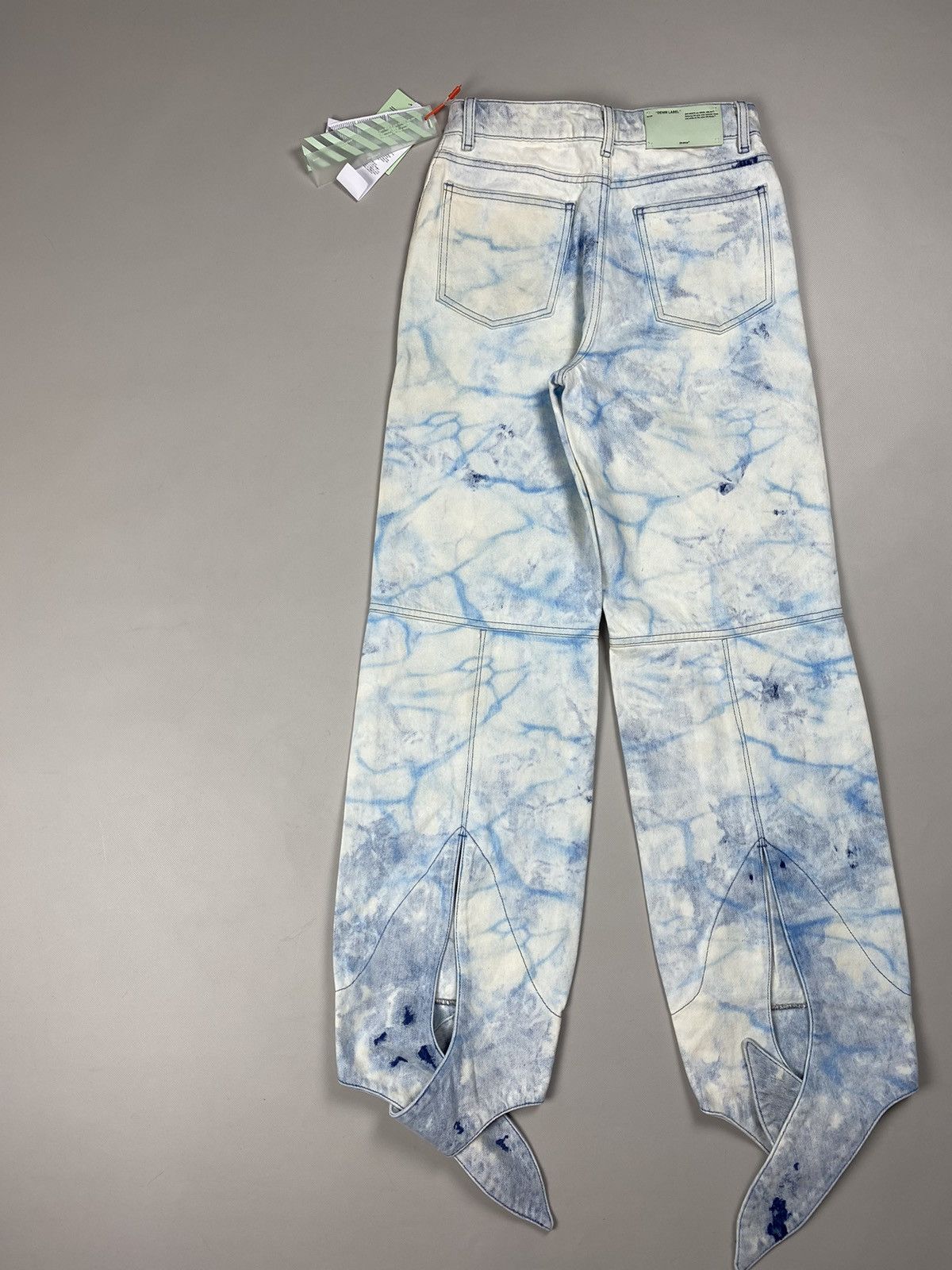 Off-White BNWT! Off-White ladies baggy jeans pants size 26 Size 26" / US 2 / IT 38 - 21 Thumbnail