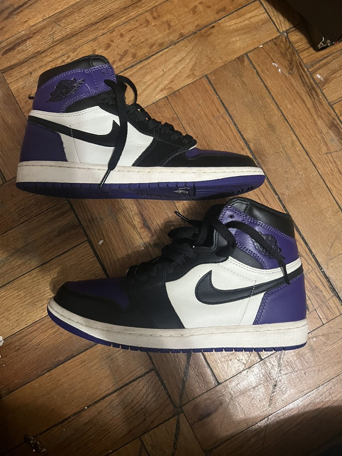 Jordan Brand Air Jordan 1 retro high og royal purple Size US 8 / EU 41 - 1 Thumbnail