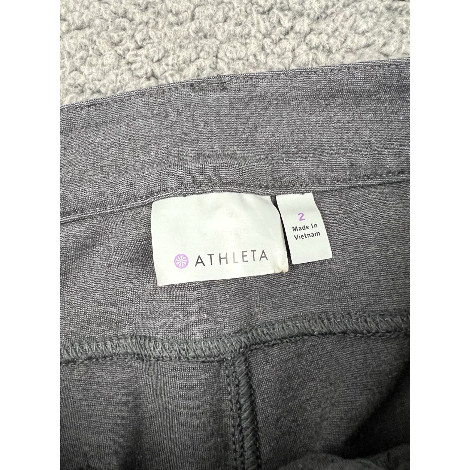 Athleta Athleta Pants Womens 2 Charcoal Gray Button Nylon Rayon Blend Hiking activewear Pants Adults Womens Size 26" / US 2 / IT 38 - 3 Thumbnail