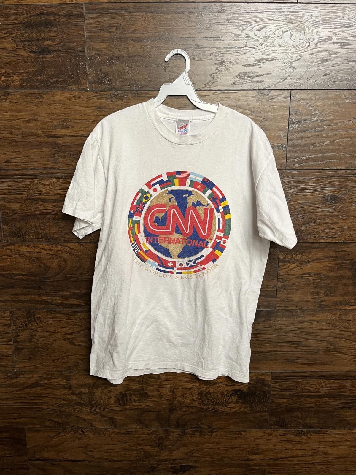 Jerzees VTG CNN International Promo Tee - The World's News Leader -L Size US L / EU 52-54 / 3 - 1 Thumbnail