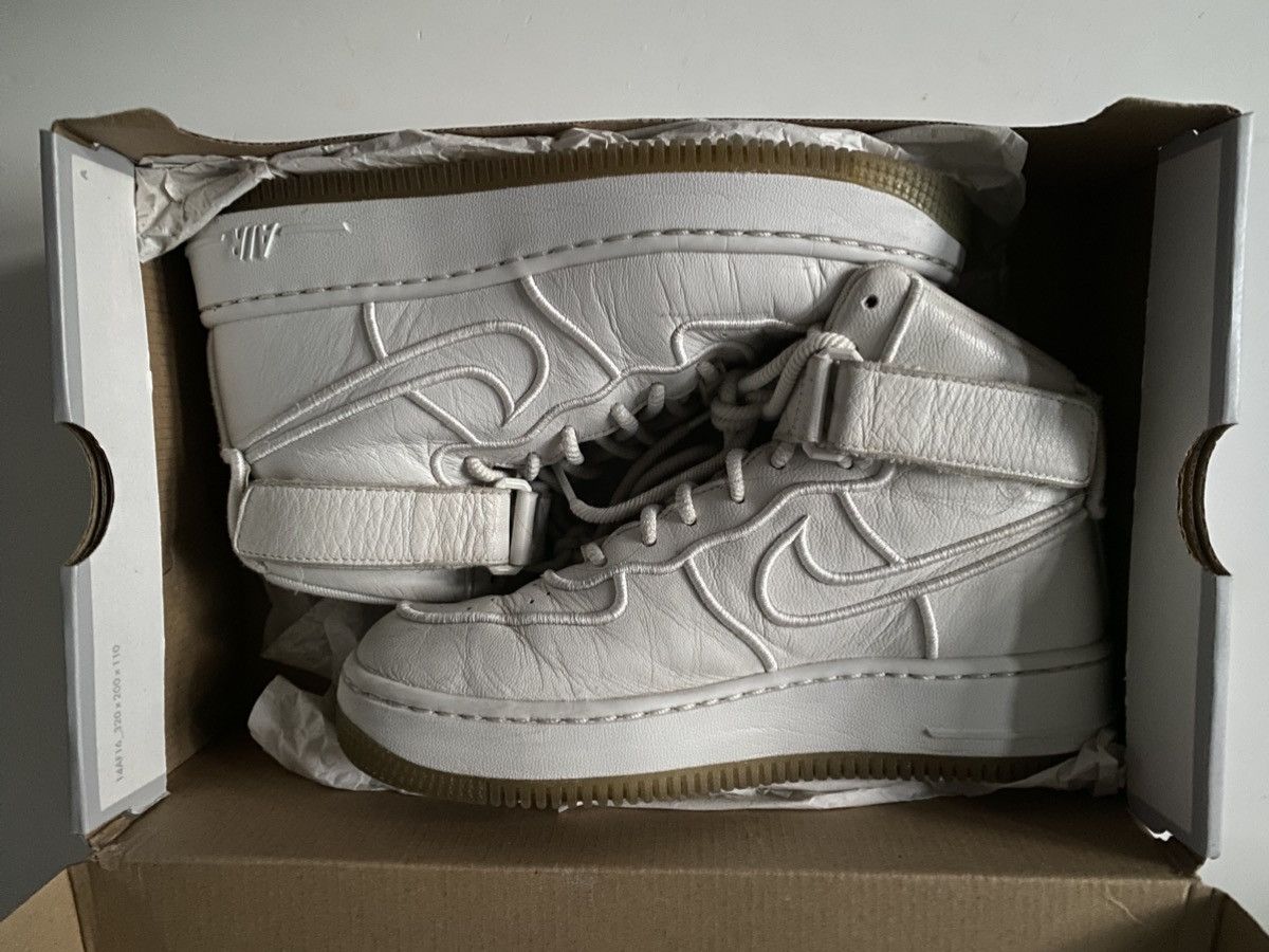 Nike Women’s Air Force 1 ‘07 White size 7 Size US 7 / IT 37 - 1 Thumbnail