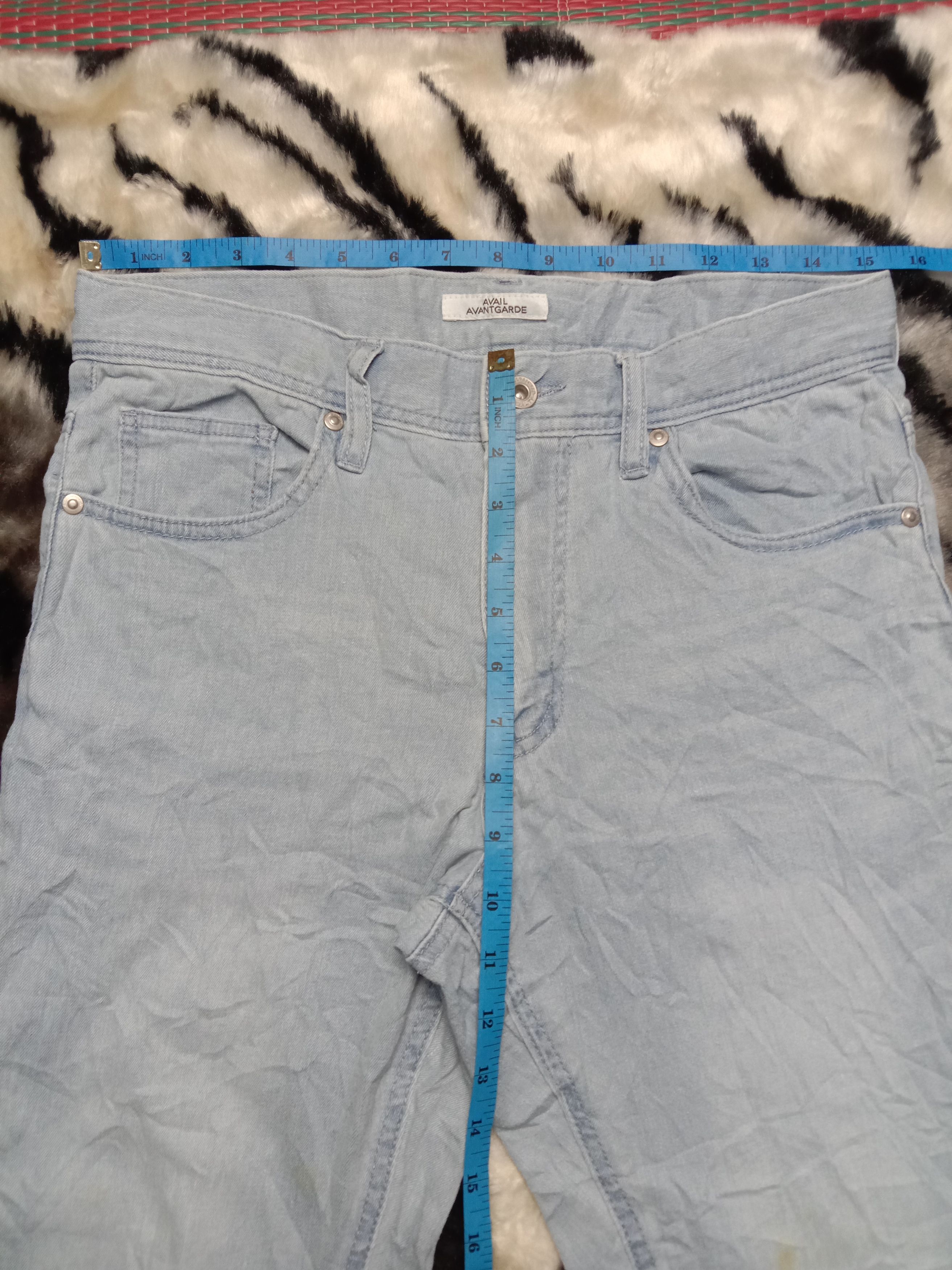 Jean Mid Rise Strecthble 3 Quarter Avail Avant Garde Jean Size US 30 / EU 46 - 12 Thumbnail