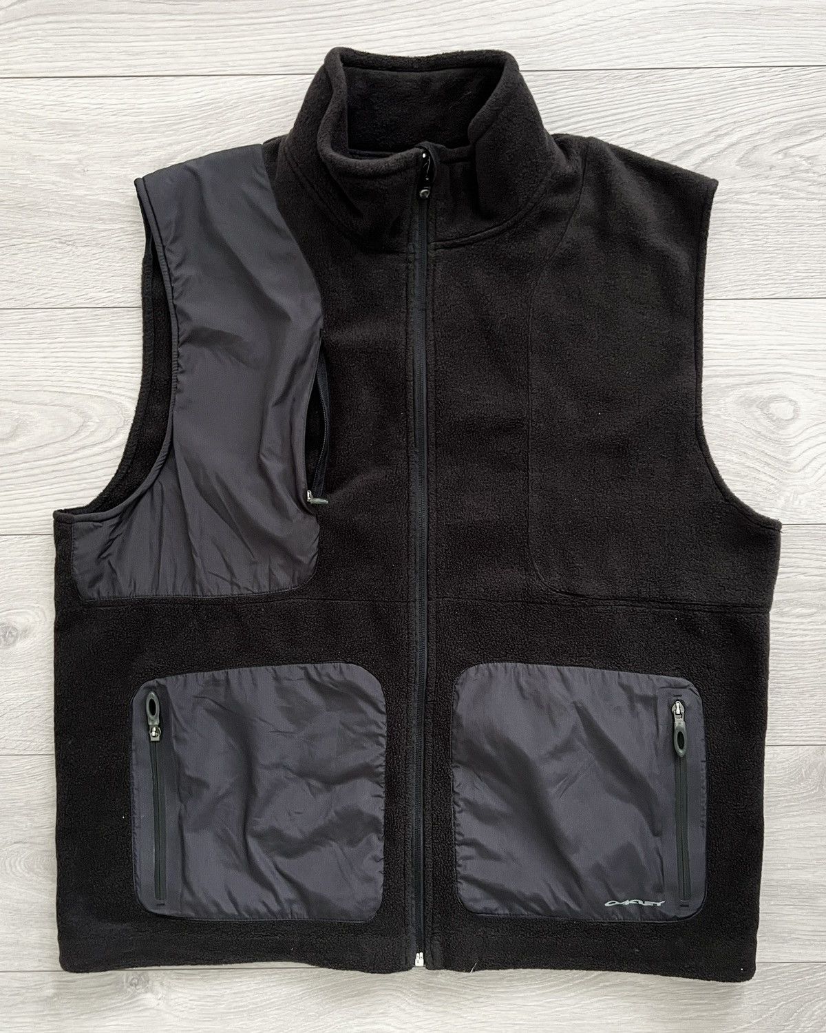 Oakley Oakley 2005 Tech Nylon Panelled Fleece Vest Size US XL / EU 56 / 4 - 1 Thumbnail
