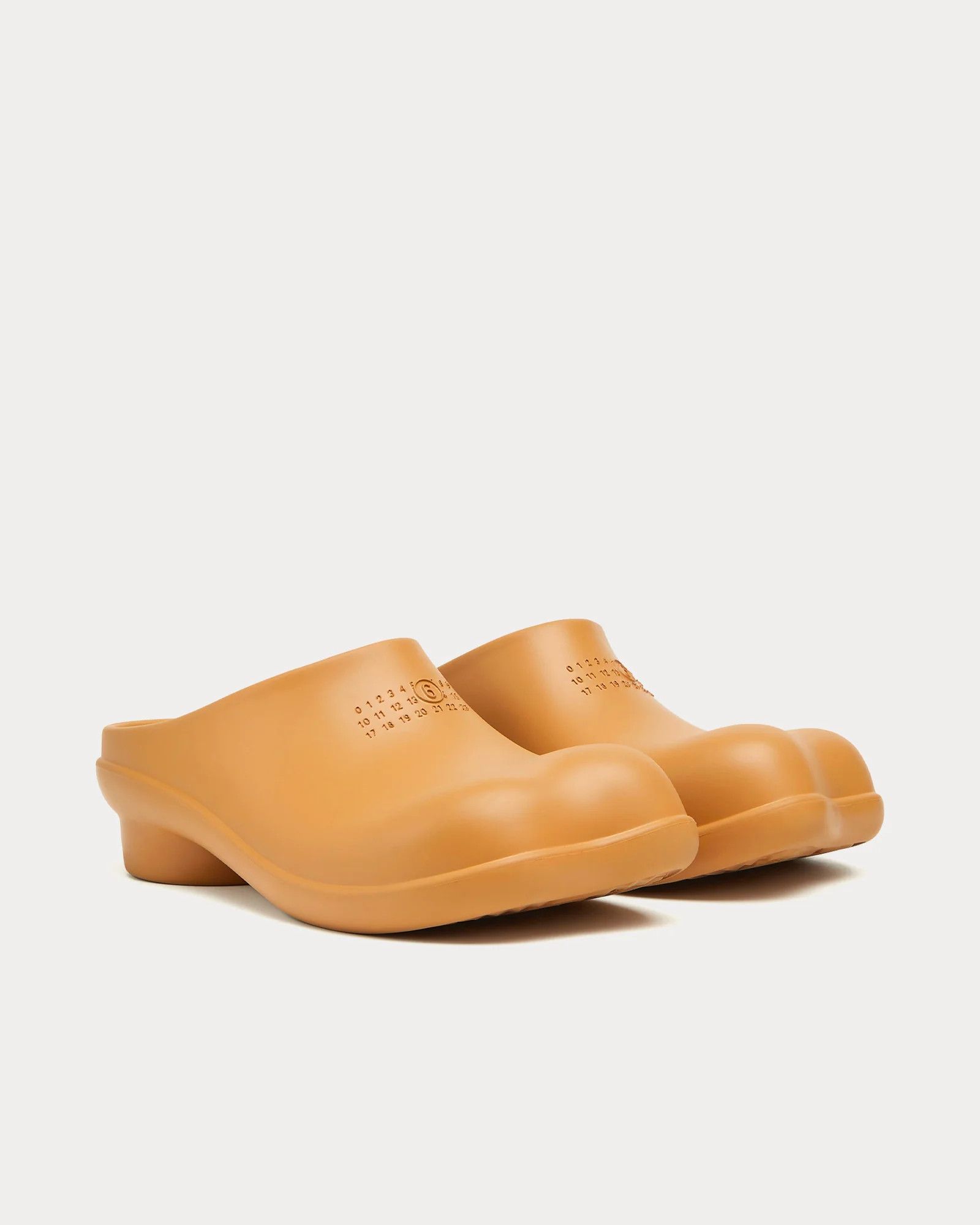 Maison Margiela o1mle0426 MM6 Anatomic Clog Slippers in Brown Size US 7 / IT 37 - 2 Thumbnail