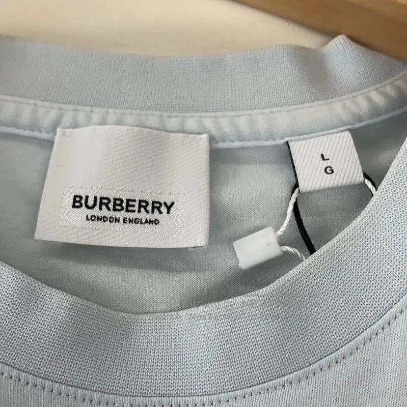 Burberry Burberry Light Blue Cotton Women's T-Shirt. Size L / US 10 / IT 46 - 3 Thumbnail