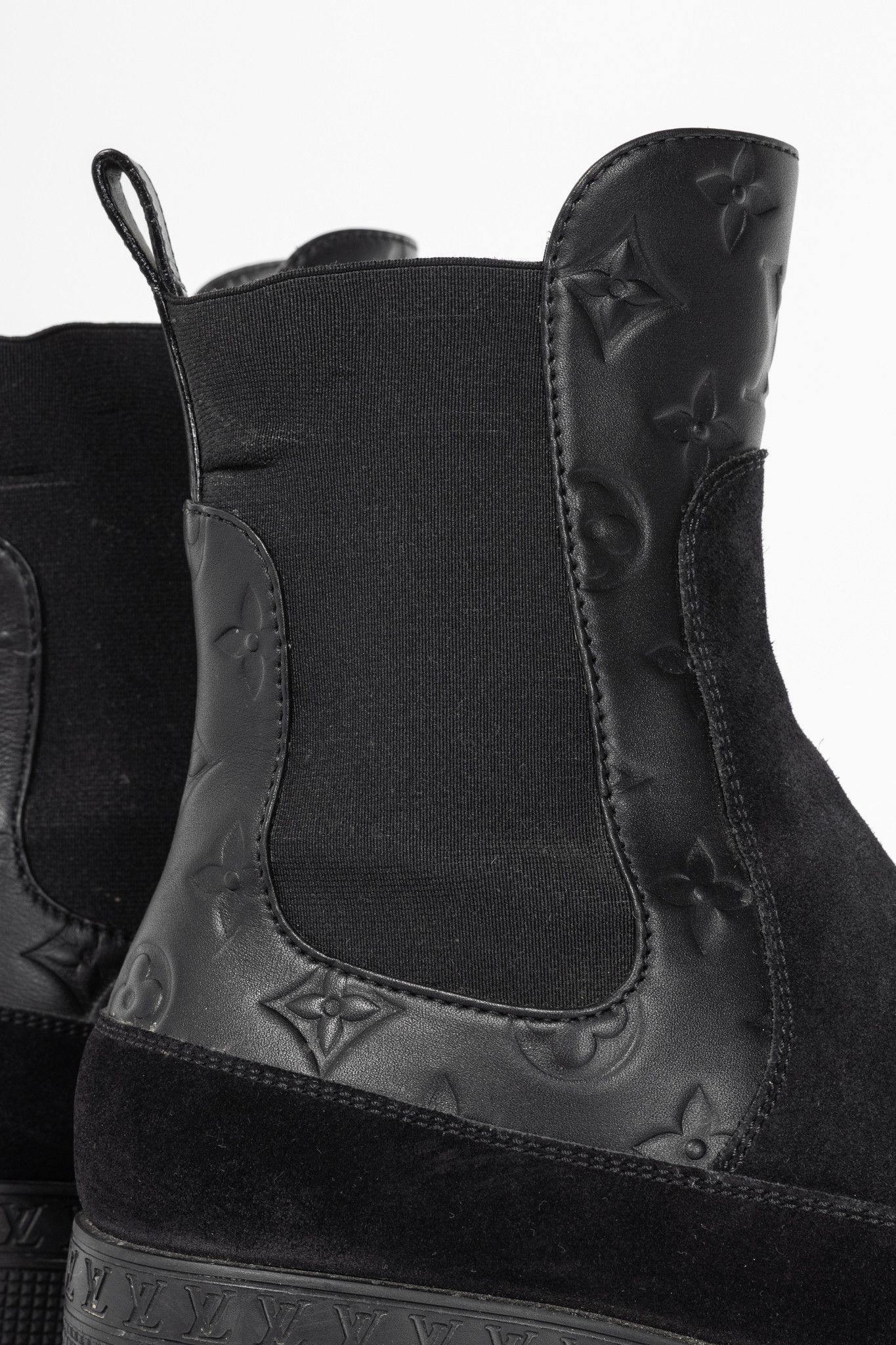 Louis Vuitton Louis Vuitton Laureate Suede/Monogram-Leather Platform Boot Size US 7 / IT 37 - 9 Thumbnail