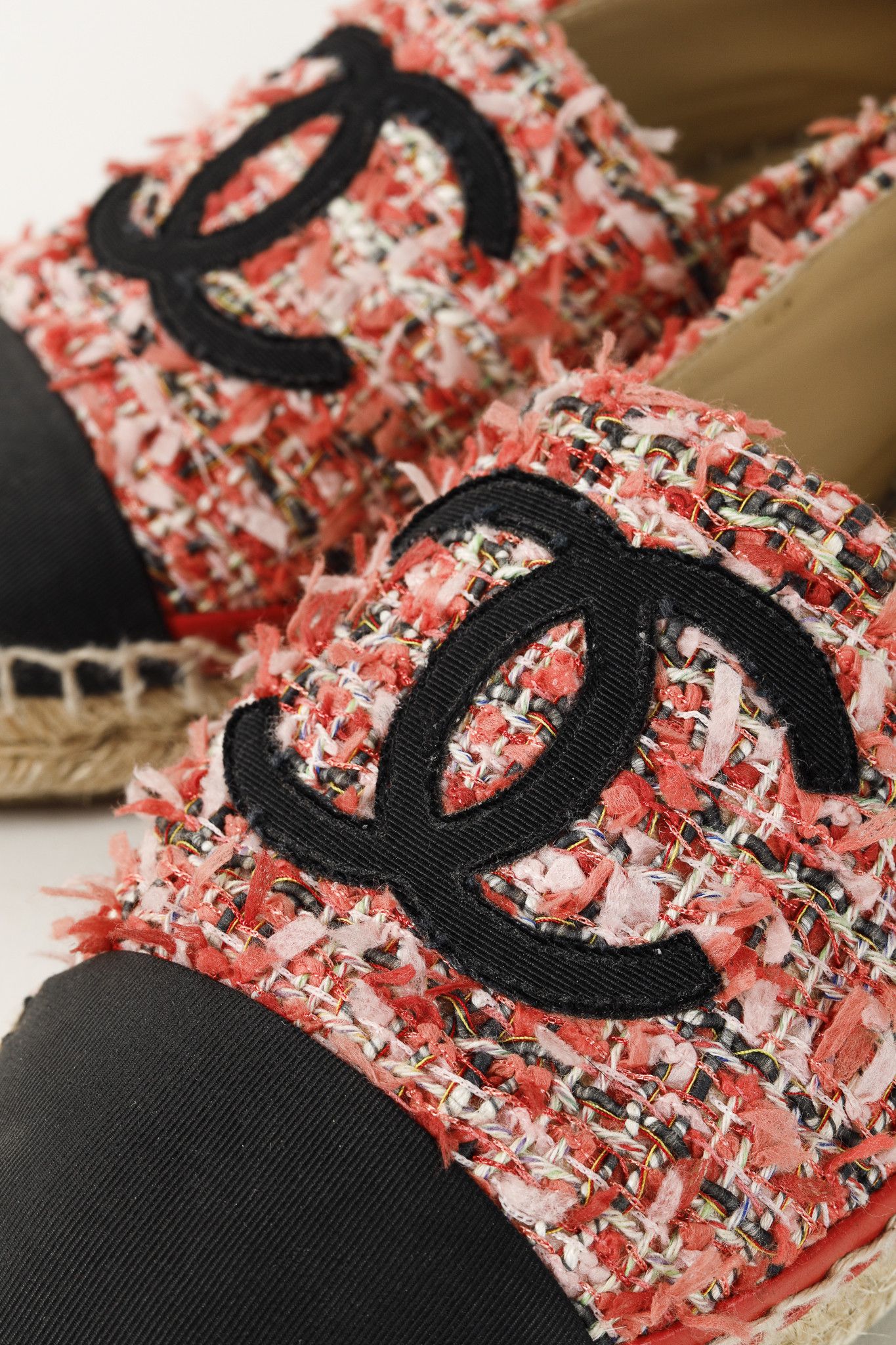 Chanel Chanel 21C Coral Tweed Grosgrain CC-Logo Espadrilles Size US 6.5 / IT 36.5 - 8 Thumbnail