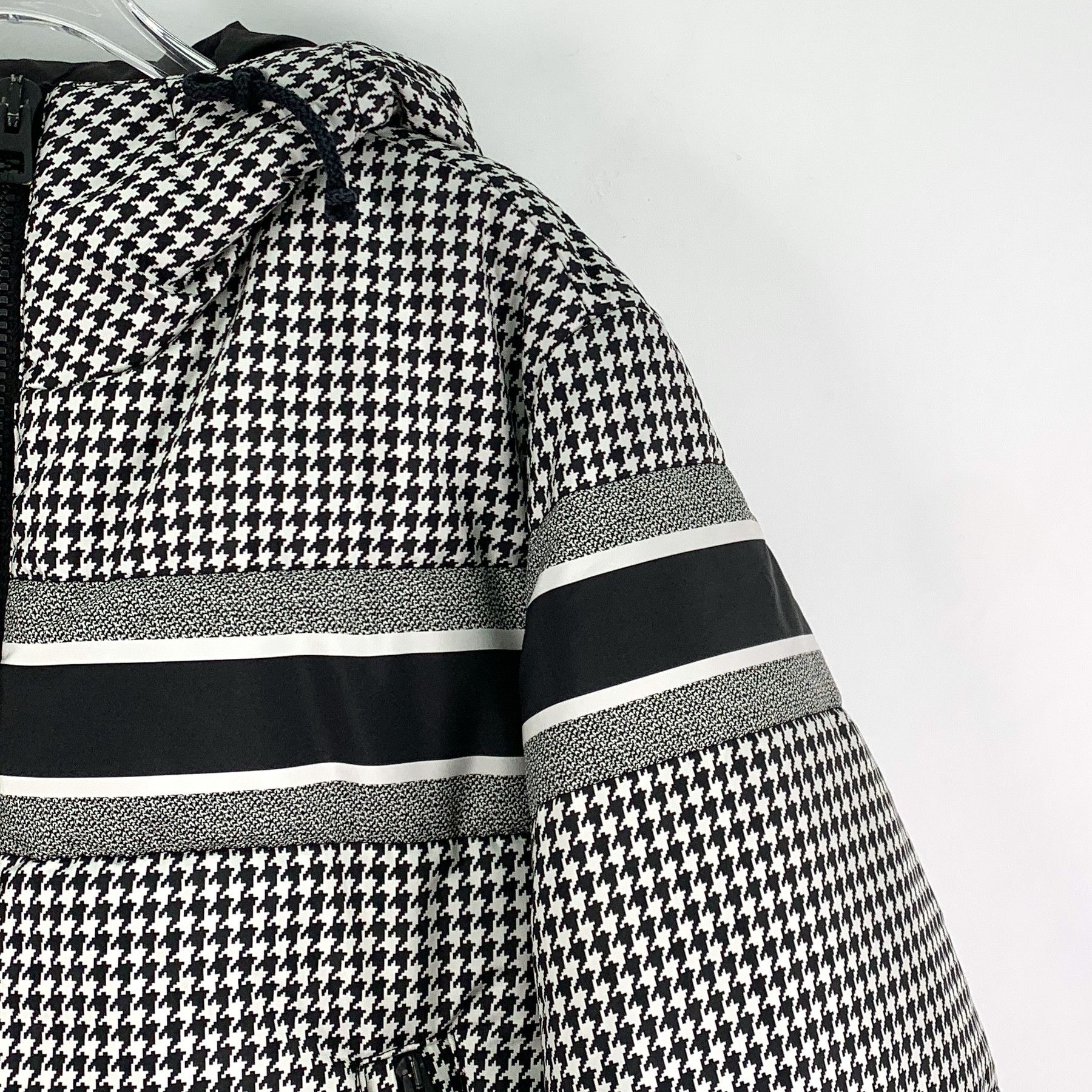 Dior Dior Houndstooth Down Jacket Black White (M) Size US M / EU 48-50 / 2 - 3 Thumbnail