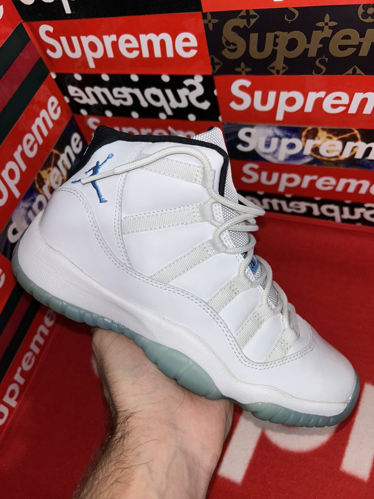 Jordan Brand Jordan 11 Retro Legend Blue (2014) (GS) 378038-117 size 5y Size US 5 / EU 37 - 8 Thumbnail